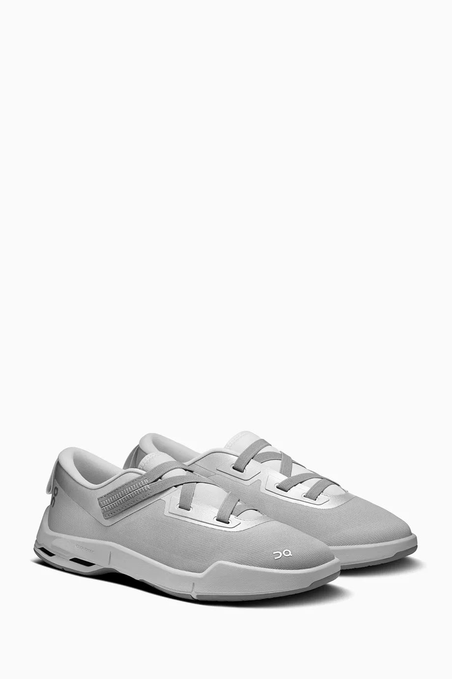 On Cloud Zendaya Cloudnova Moon Low-top Sneakers in Mesh