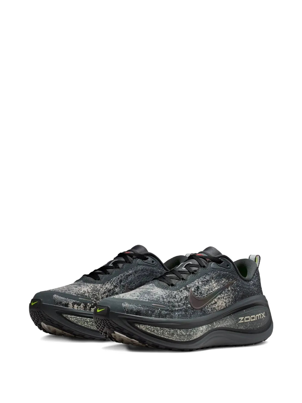 Nike Vomero Plus sneakers