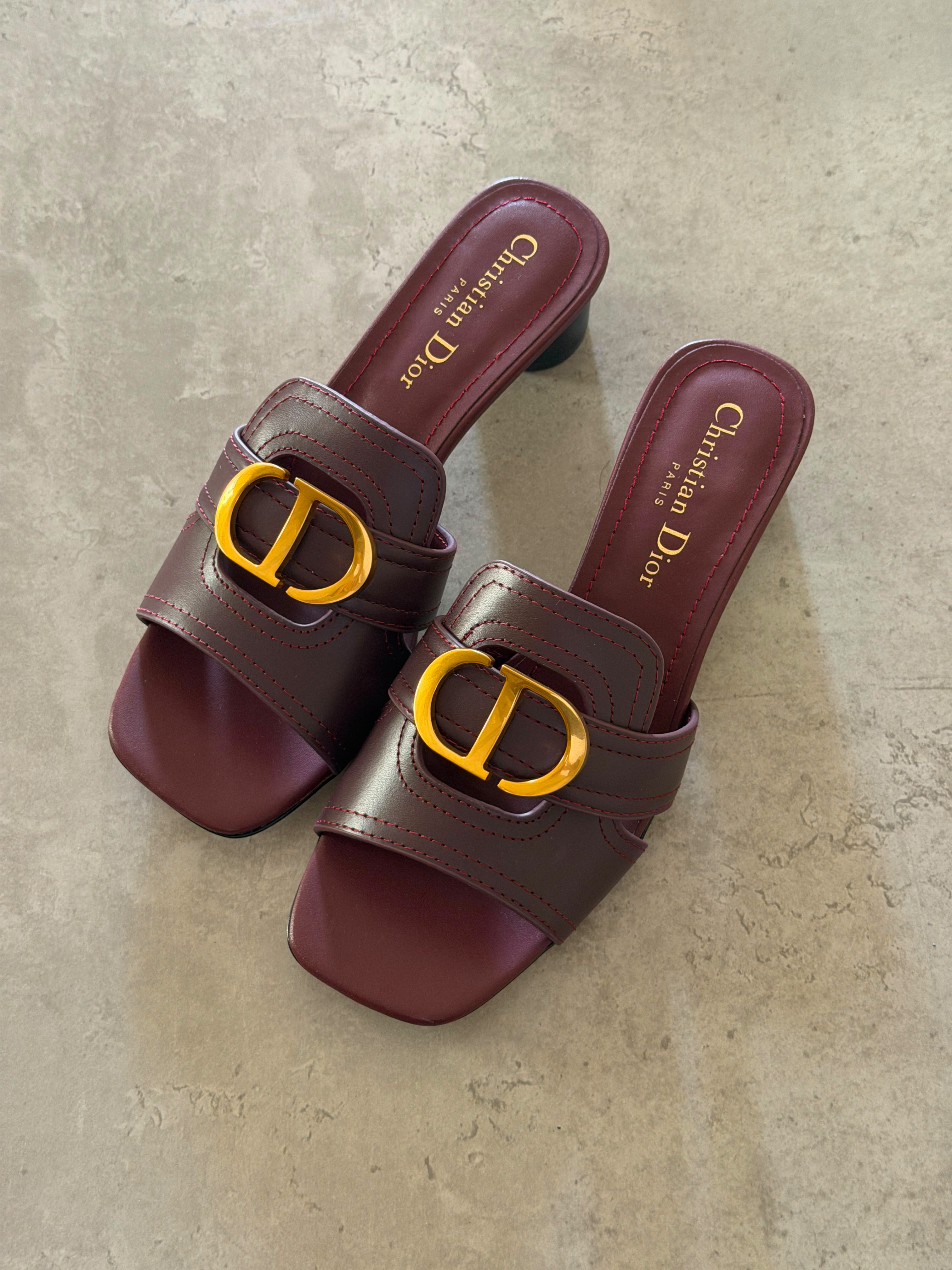 Dior 30 Montaigne Heeled Slide