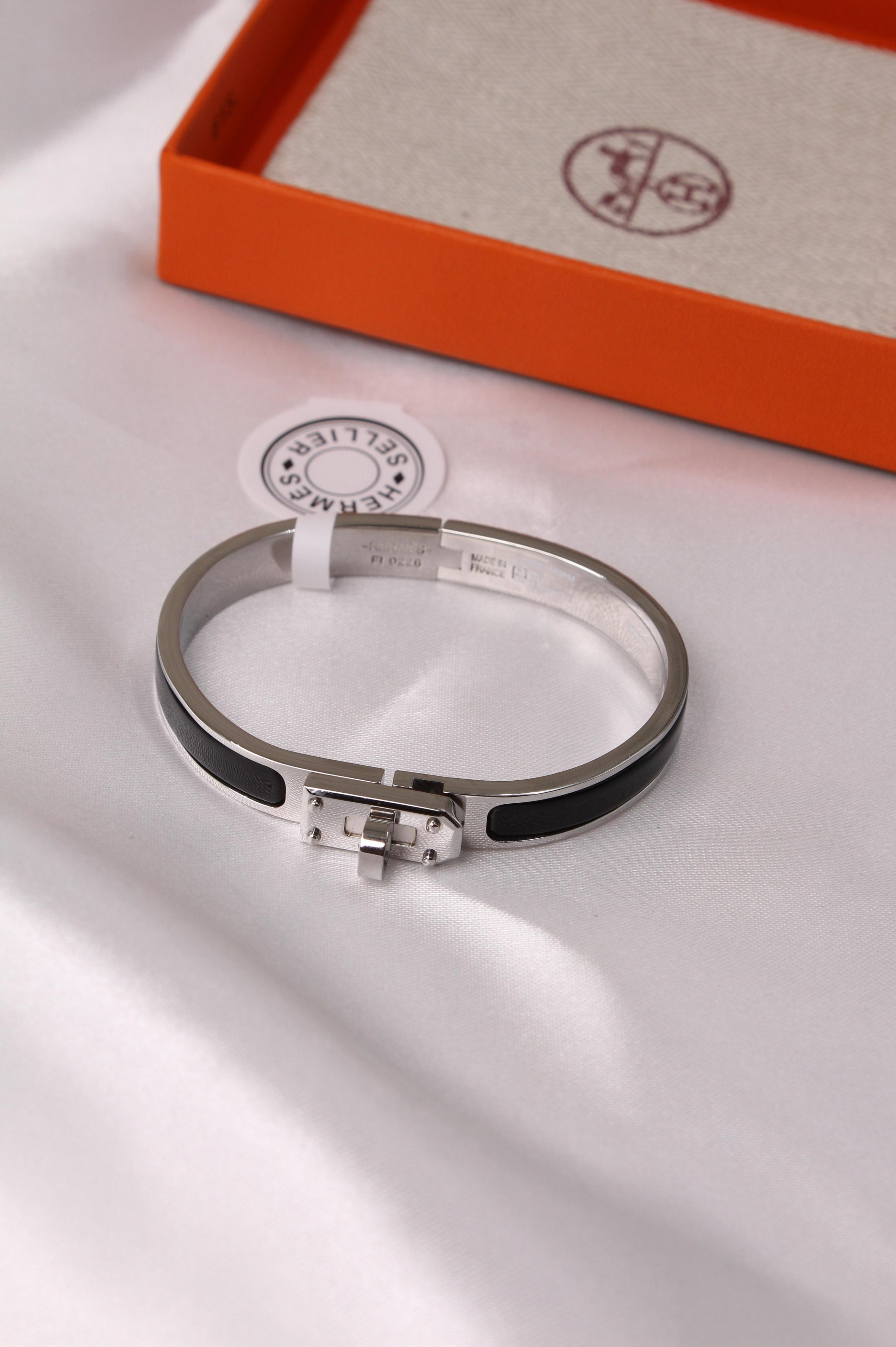 Hermes Brazalete Mini Clic Kelly (17cm)