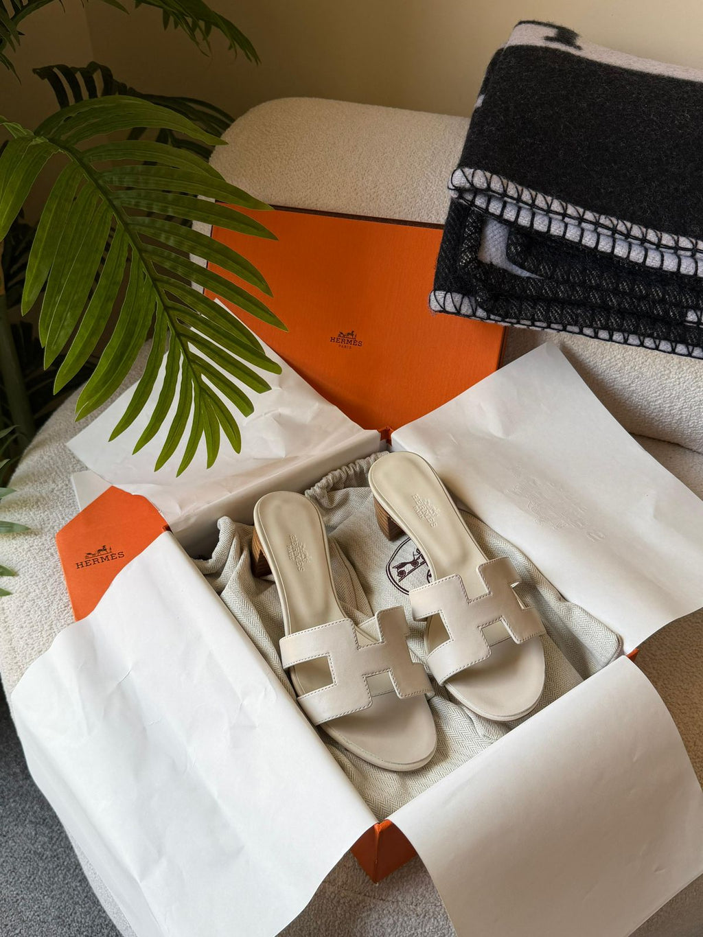 Hermès Oran Sandals
