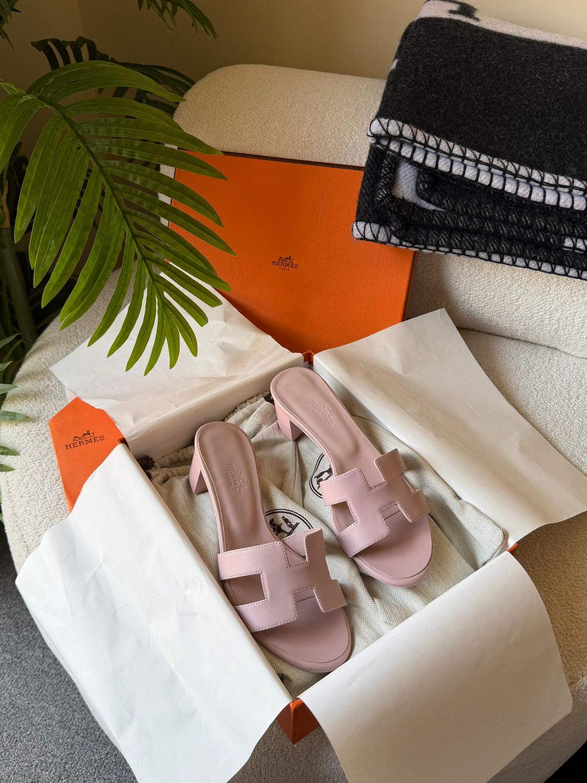 Hermès Oran Sandals