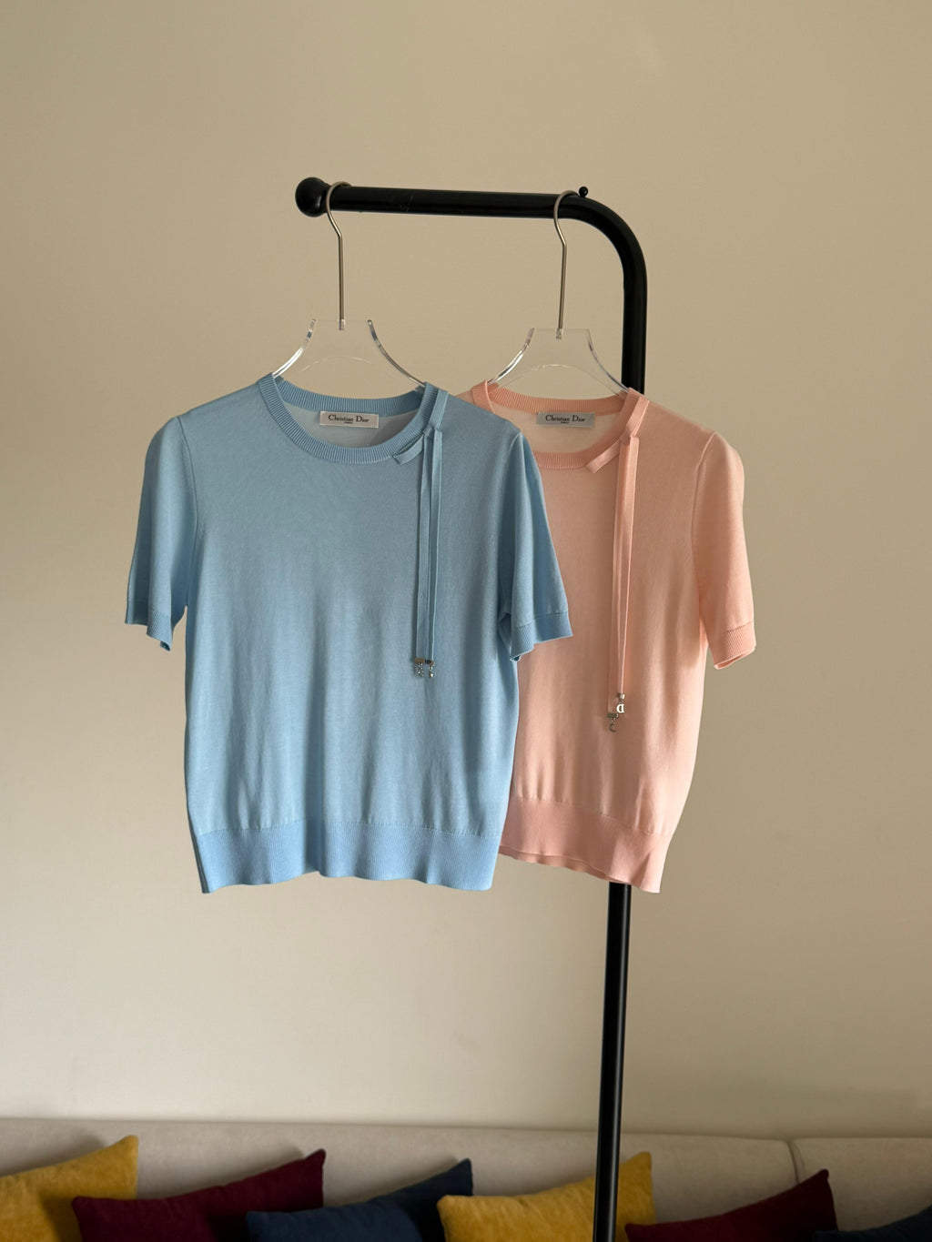Short-Sleeved Fitted Sweater