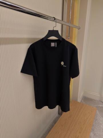 Dior T-Shirt With Daisy Embroidery