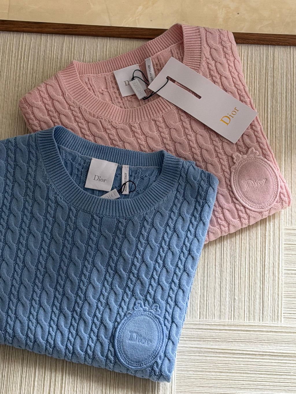 Dior Médaillon Short-Sleeved Sweater pink
