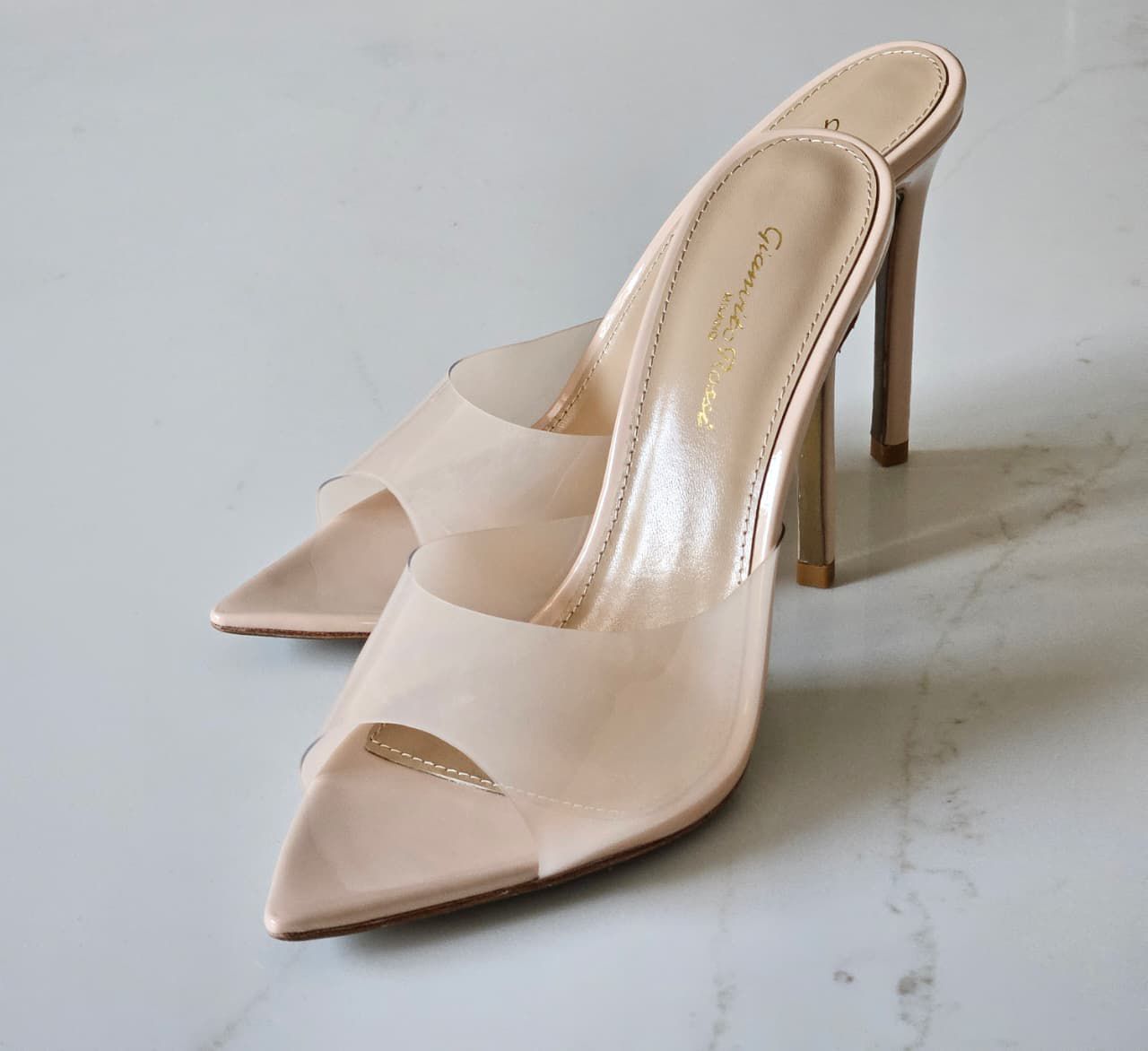 Gianvito Rossi Black Elle 105 Mule