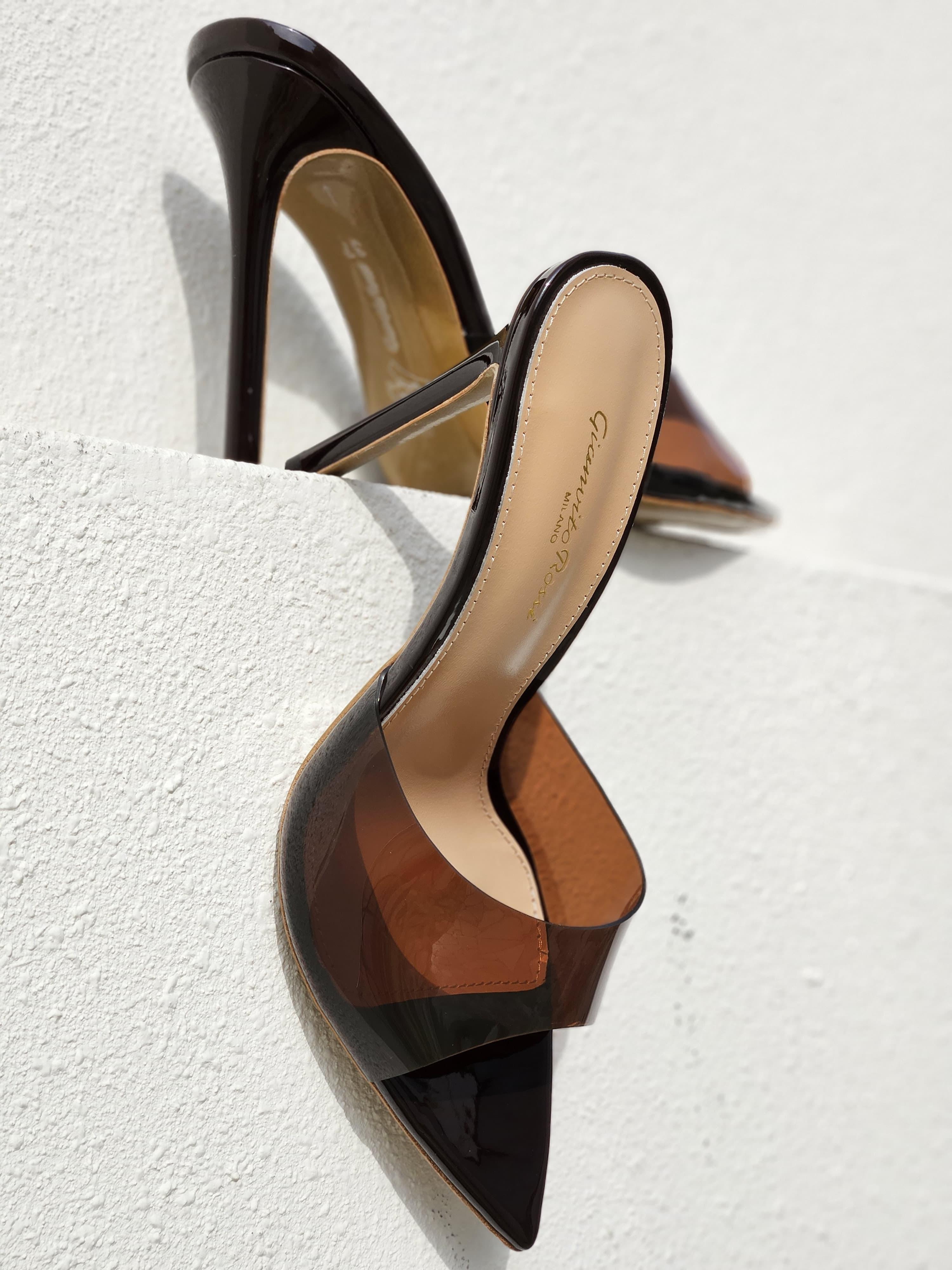 Gianvito Rossi Black Elle 105 Mule