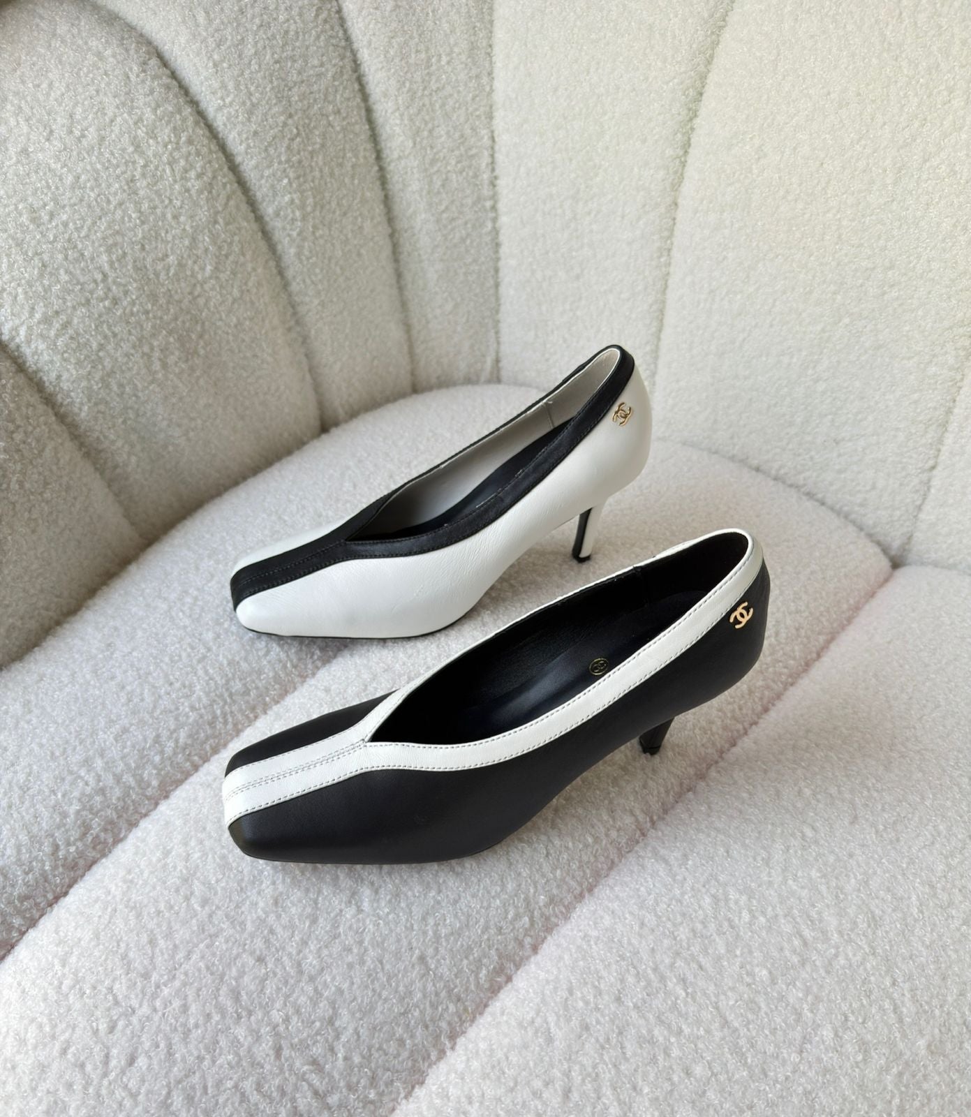 chanel PUMPS Lambskin