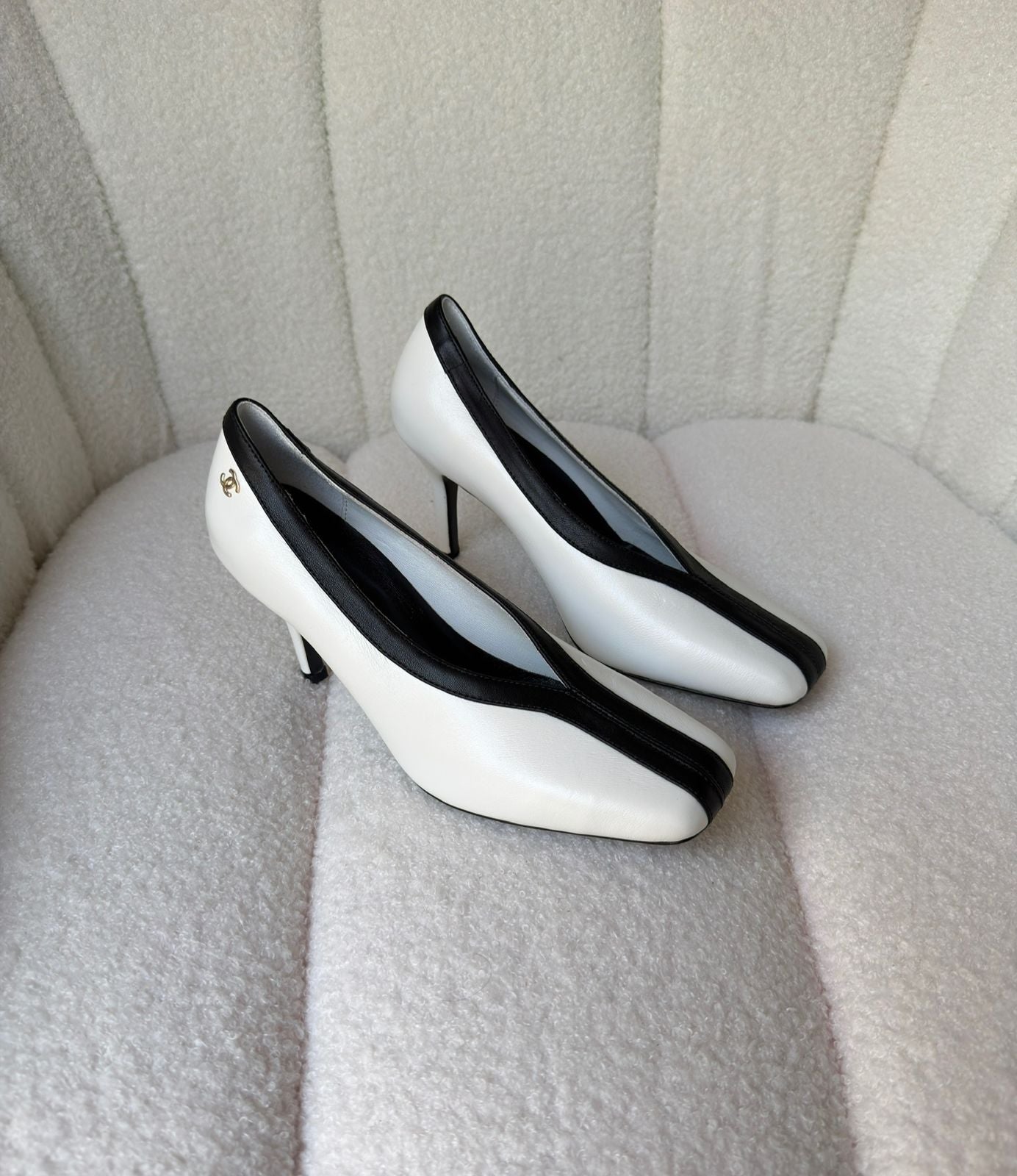 chanel PUMPS Lambskin