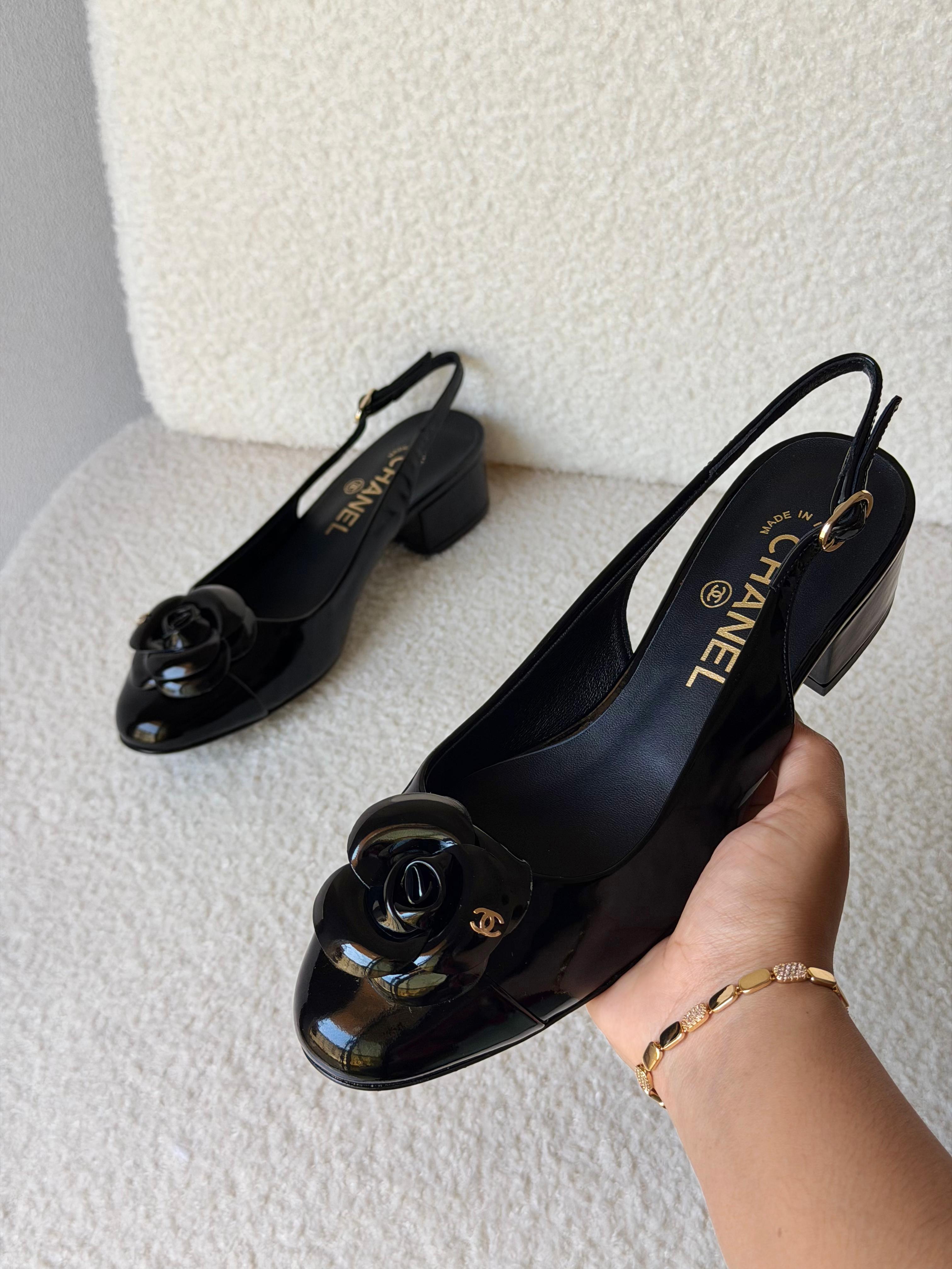 Chanel sandsls