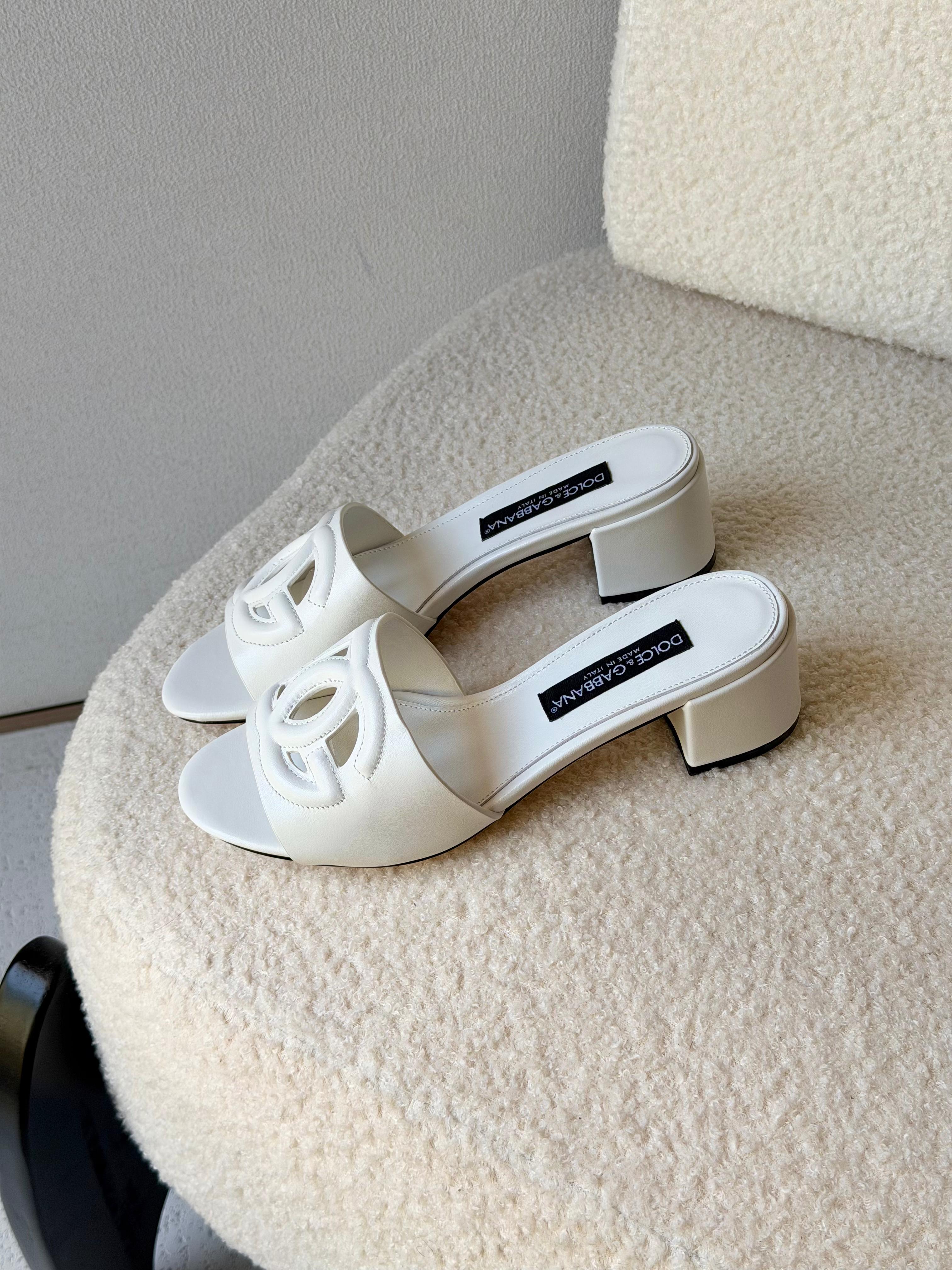 Dolce&Gabbana DG logo mules