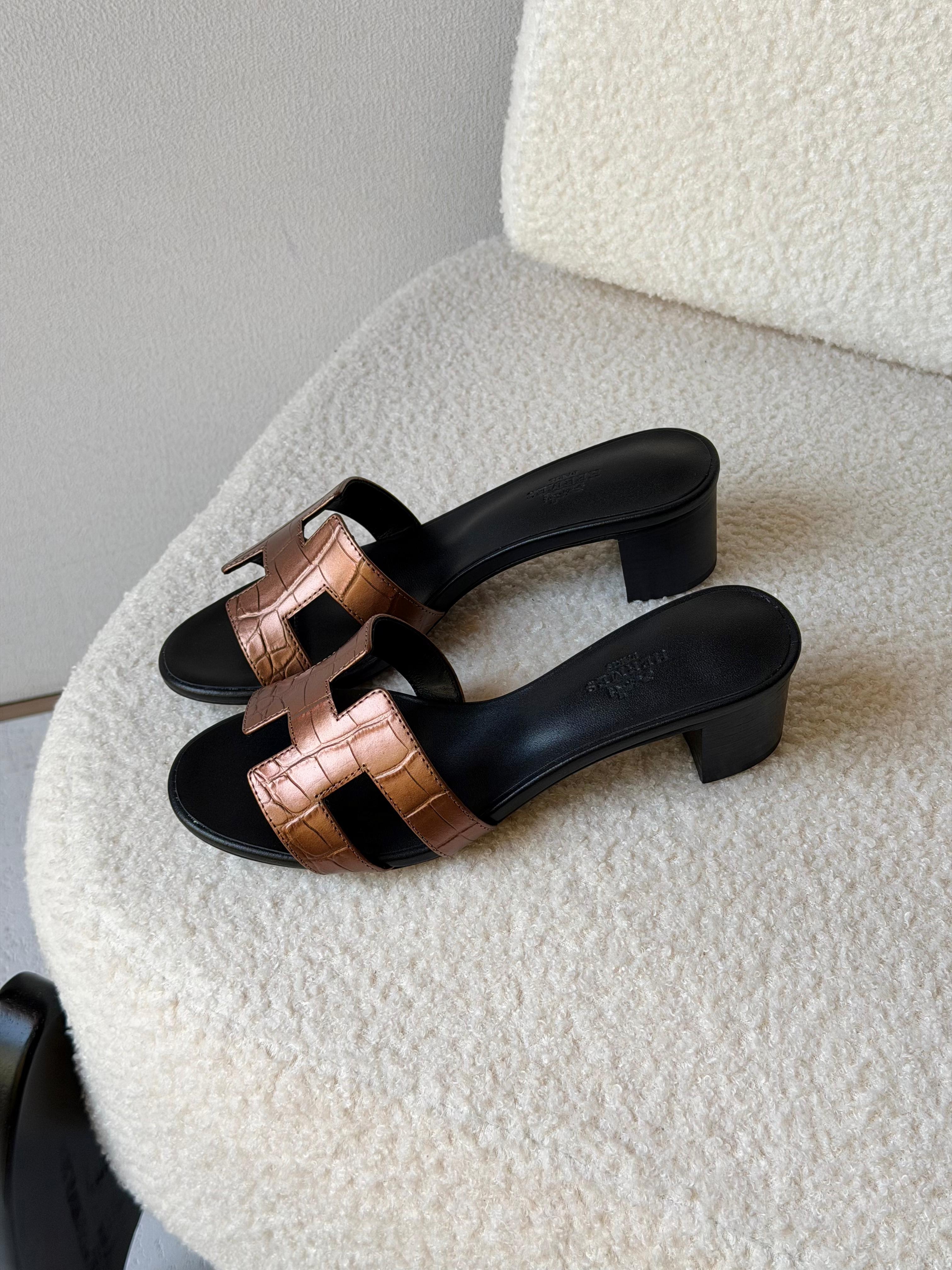 Hermes Oasis Sandal