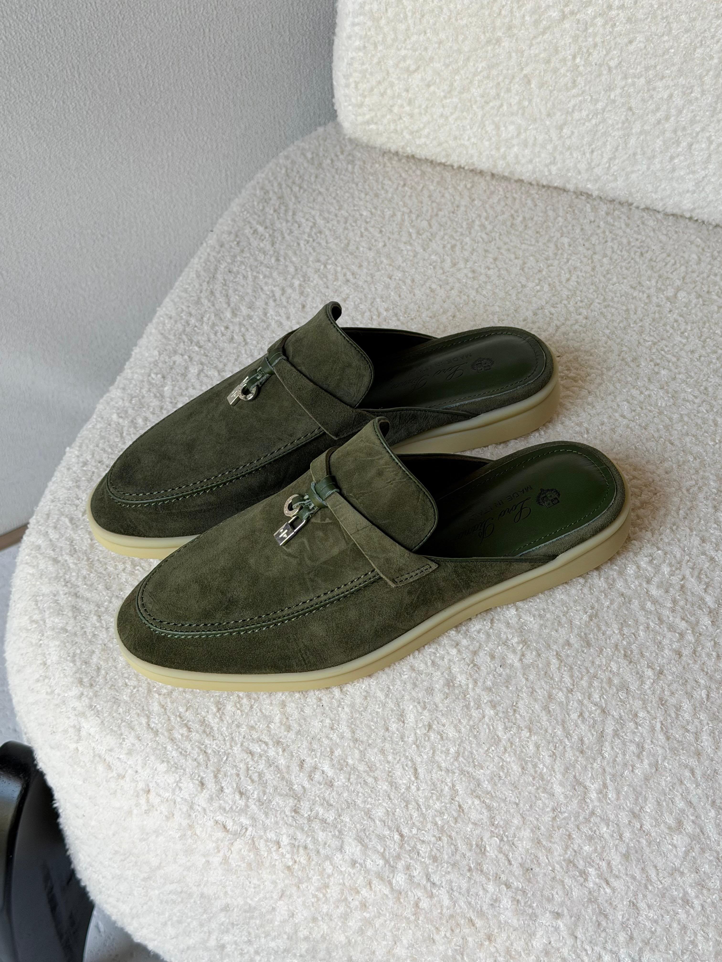 Loro Piana Babouche Charms Flat.