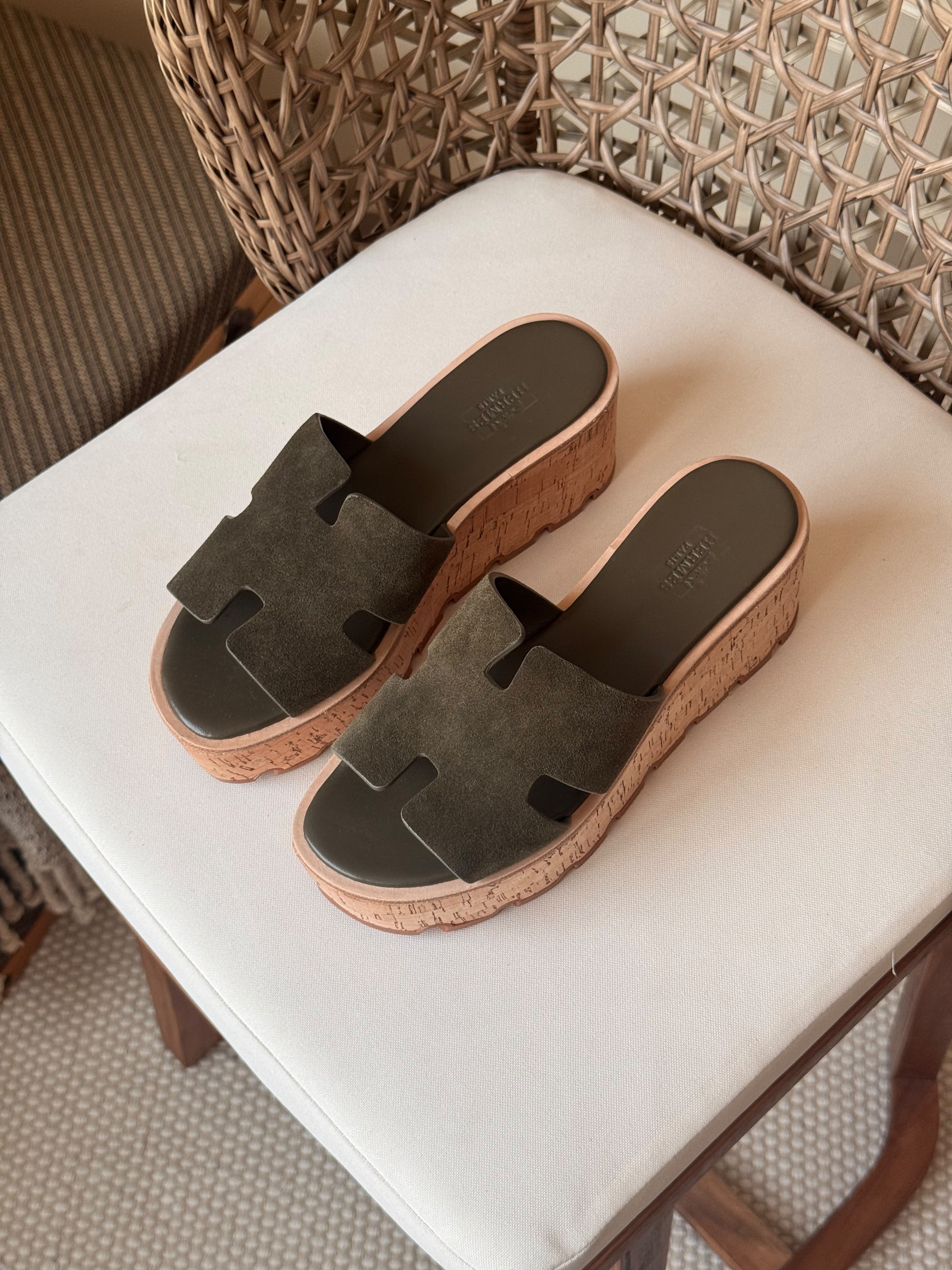 Hermes Luce 30 Sandals in Suede