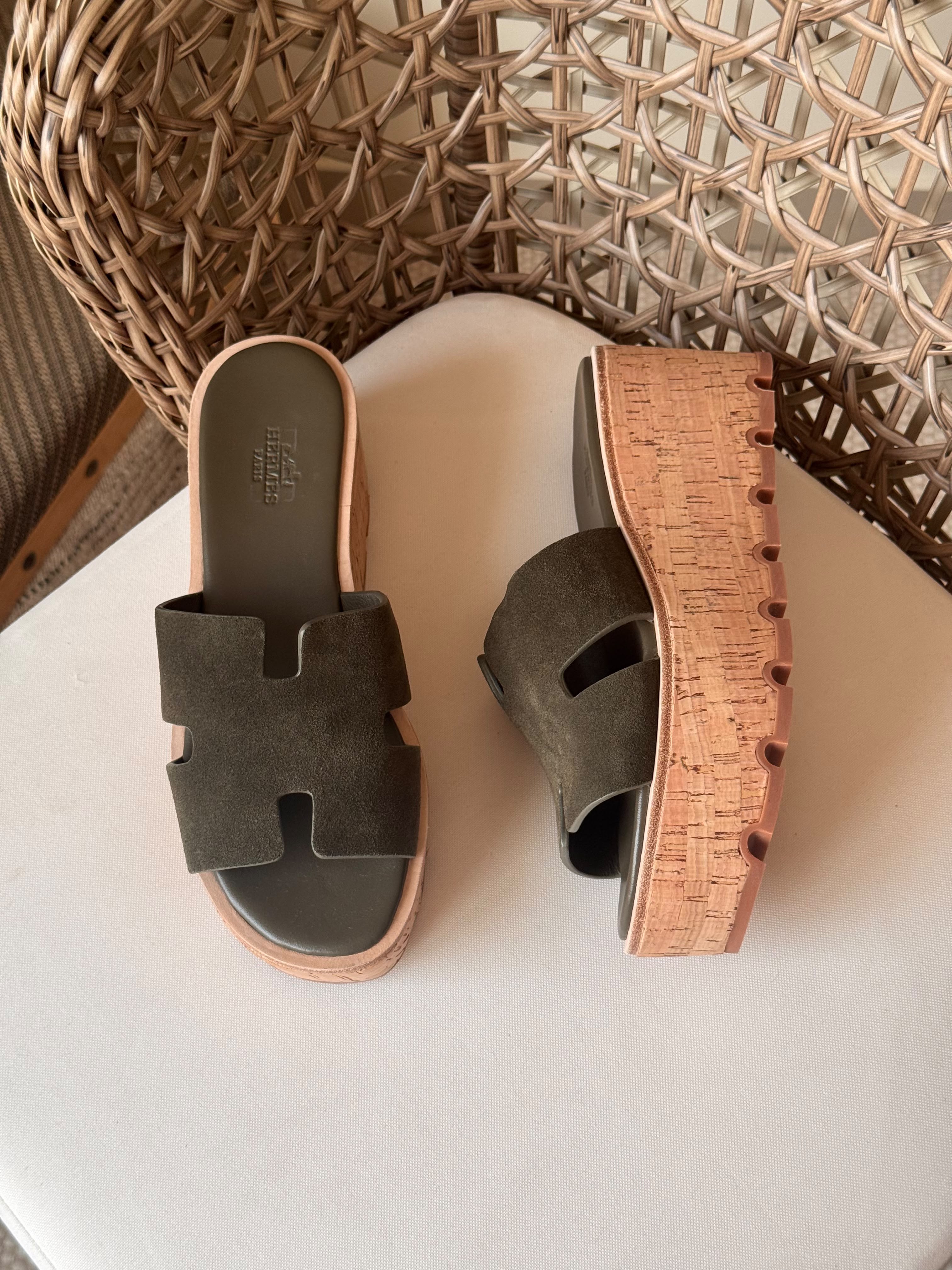 Hermes Luce 30 Sandals in Suede