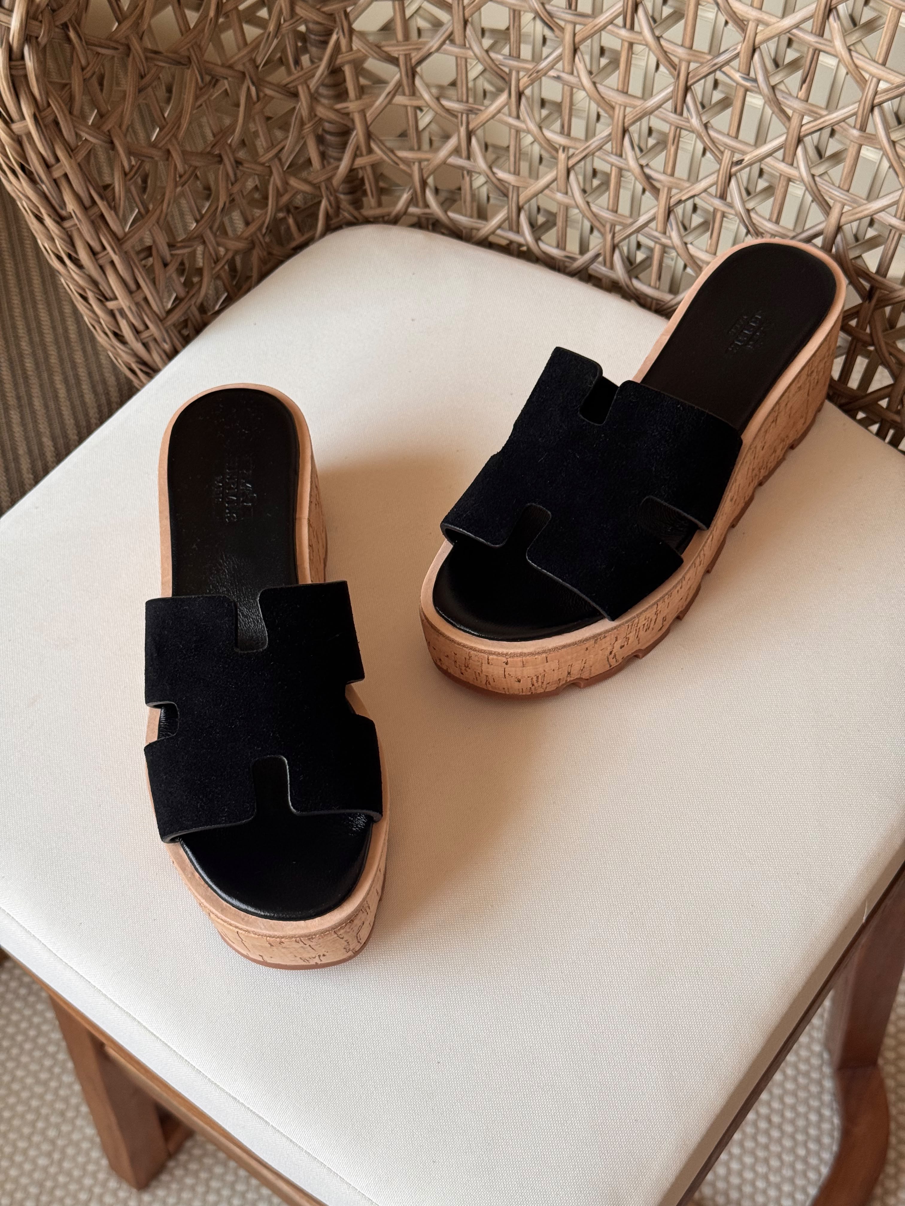 Hermes Luce 30 Sandals in Suede
