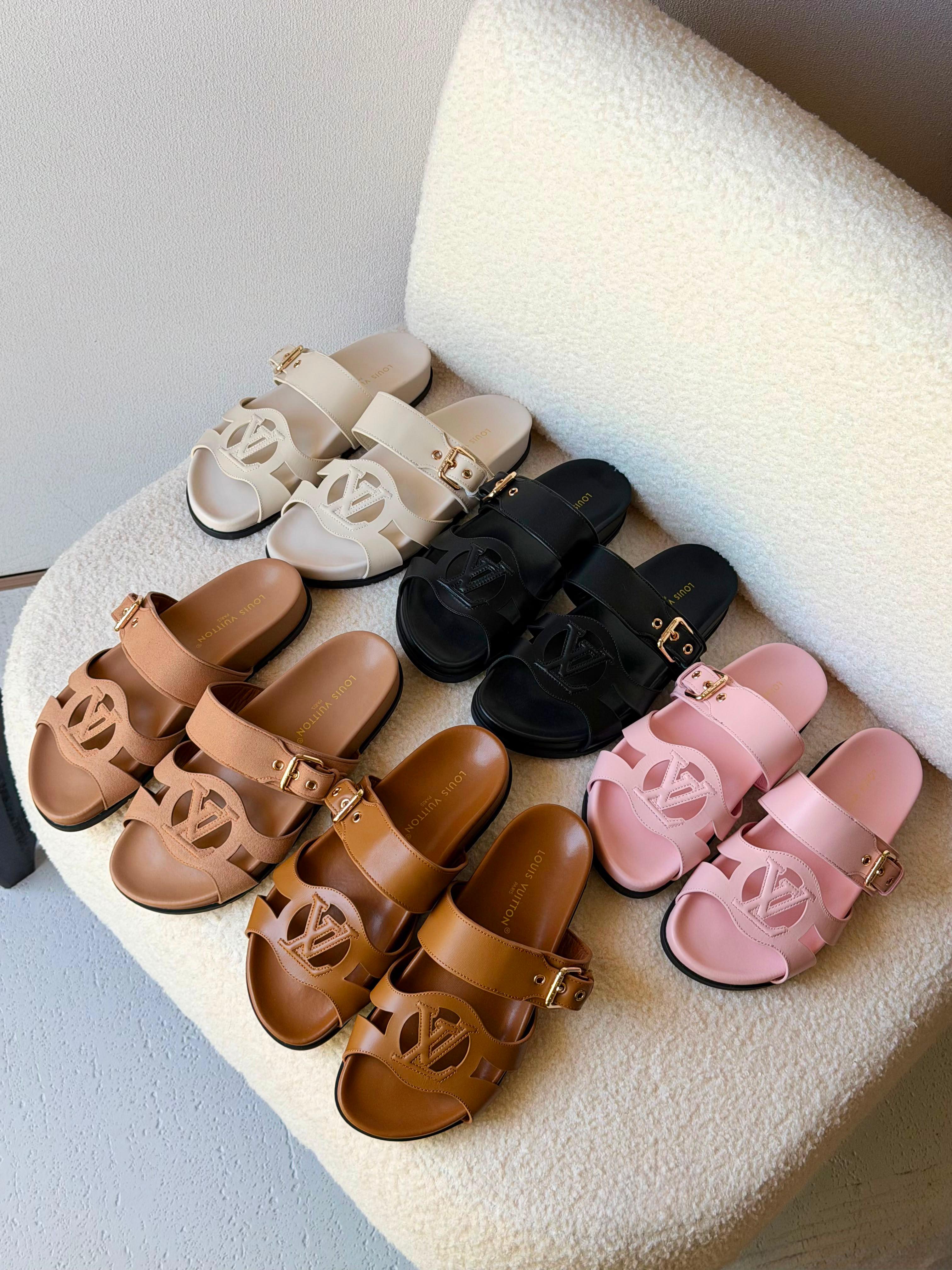 LV Isola Comfort Sandal