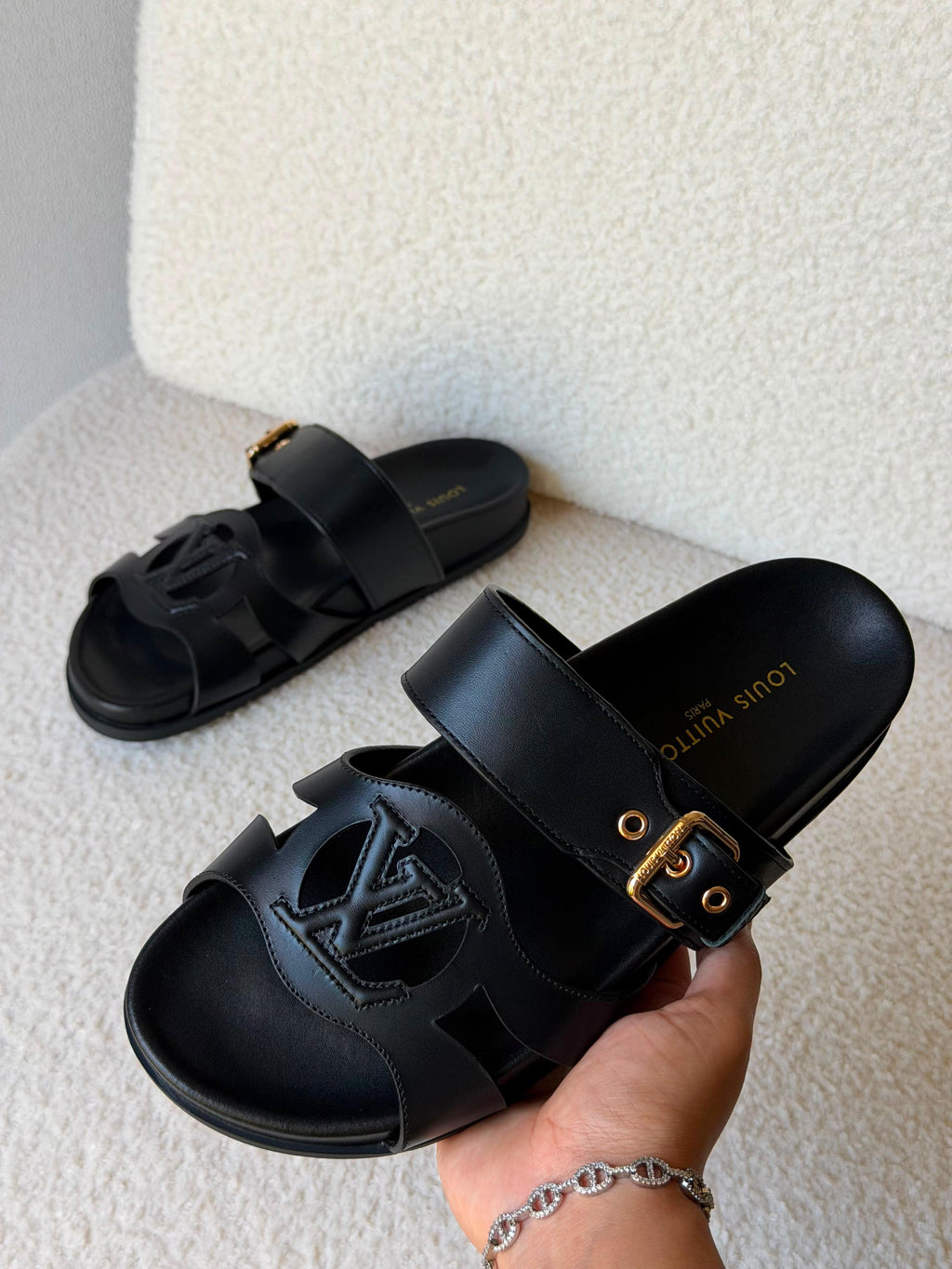 LV Isola Comfort Sandal