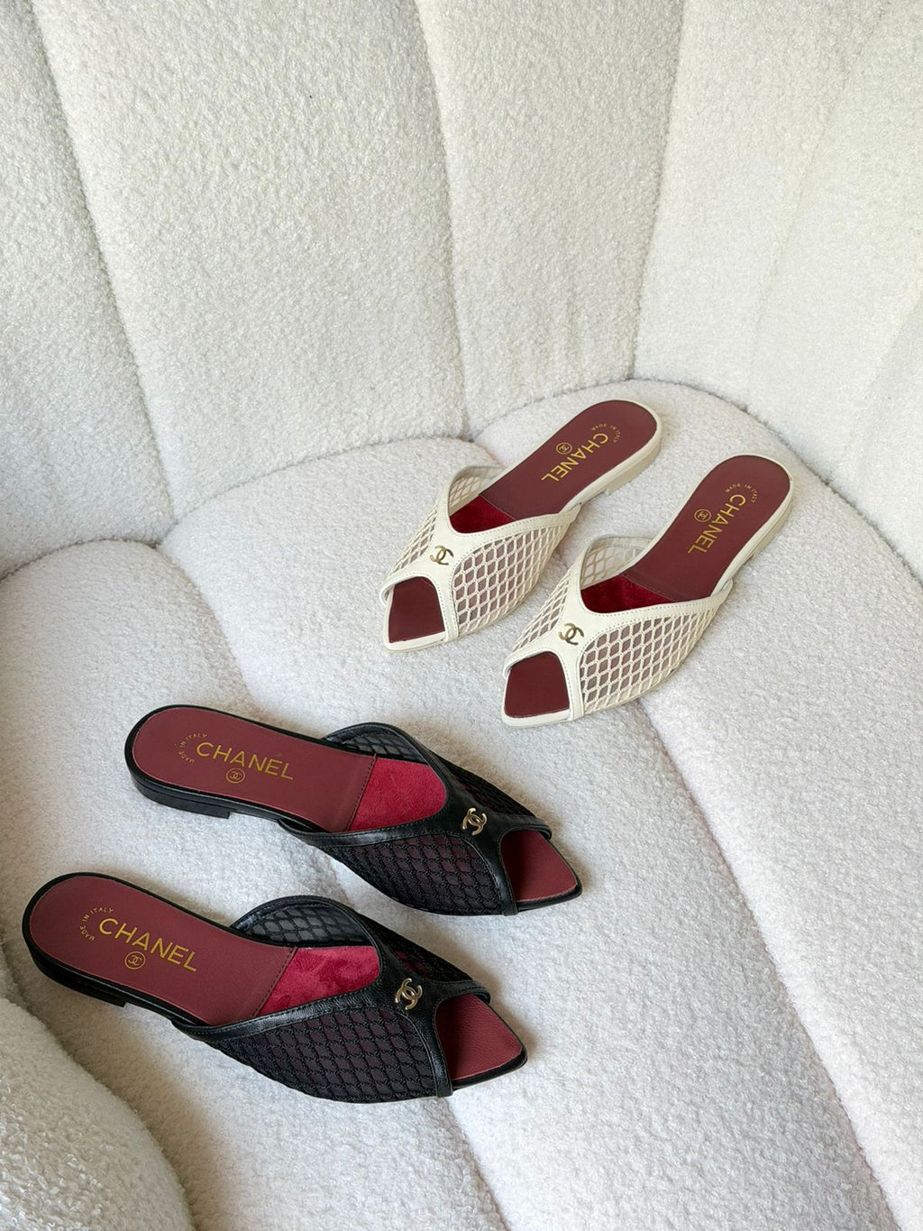 CHANEL Sandals in Mixed Fibers Cotton & Lambskin