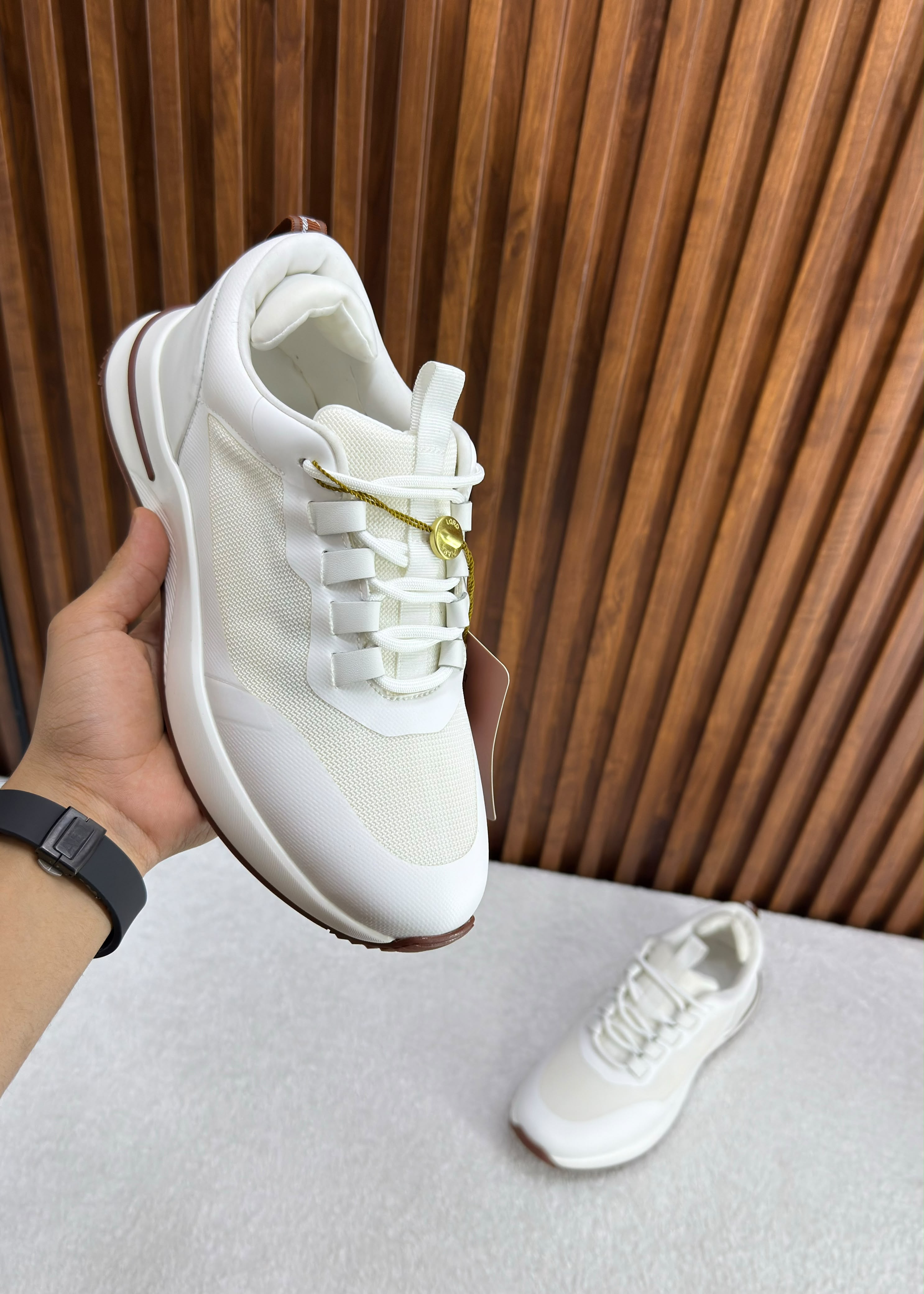 Week End Walk Sneaker