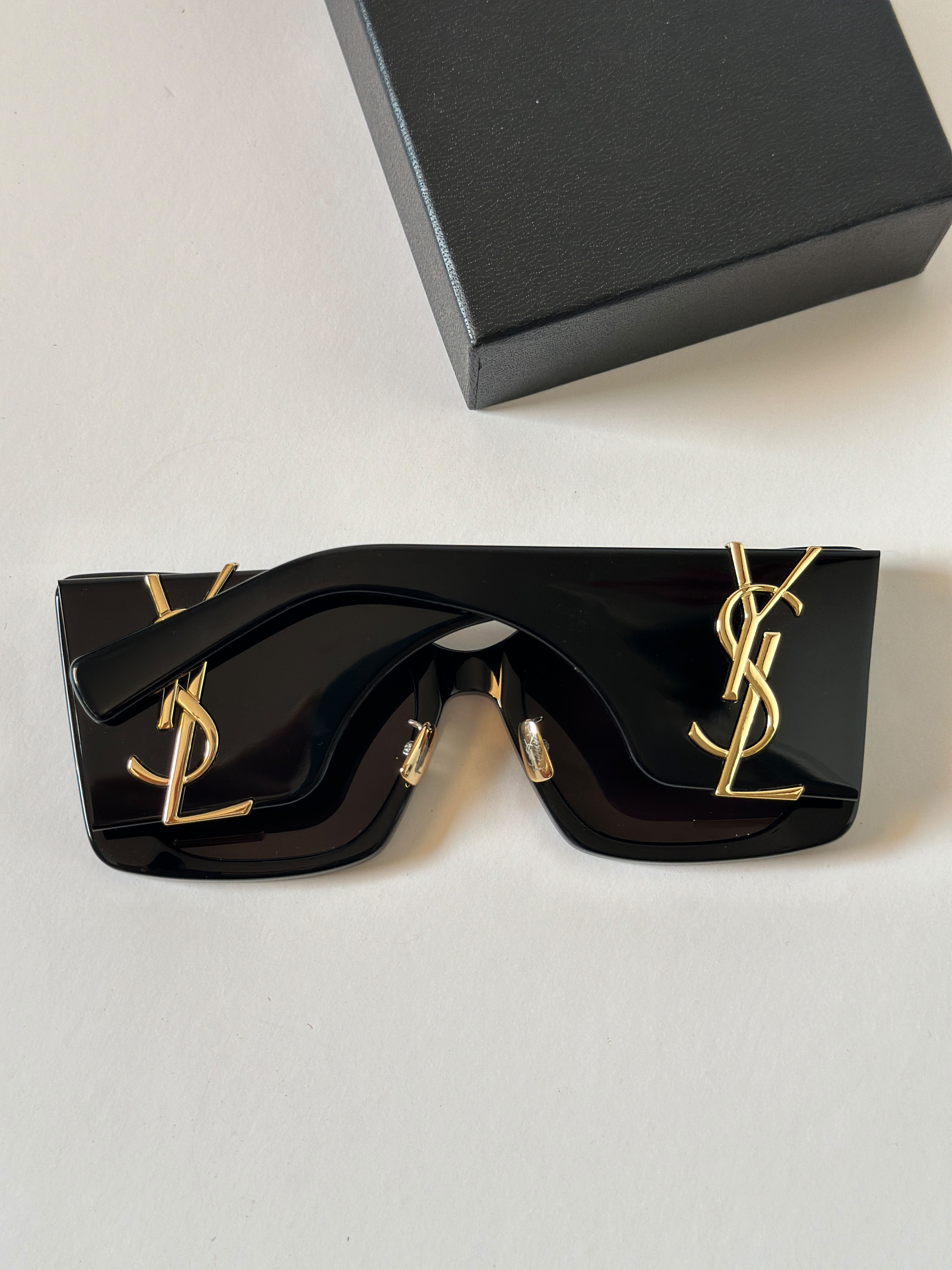 Saint Laurent Eyewear square-frame Tinted Sunglasses