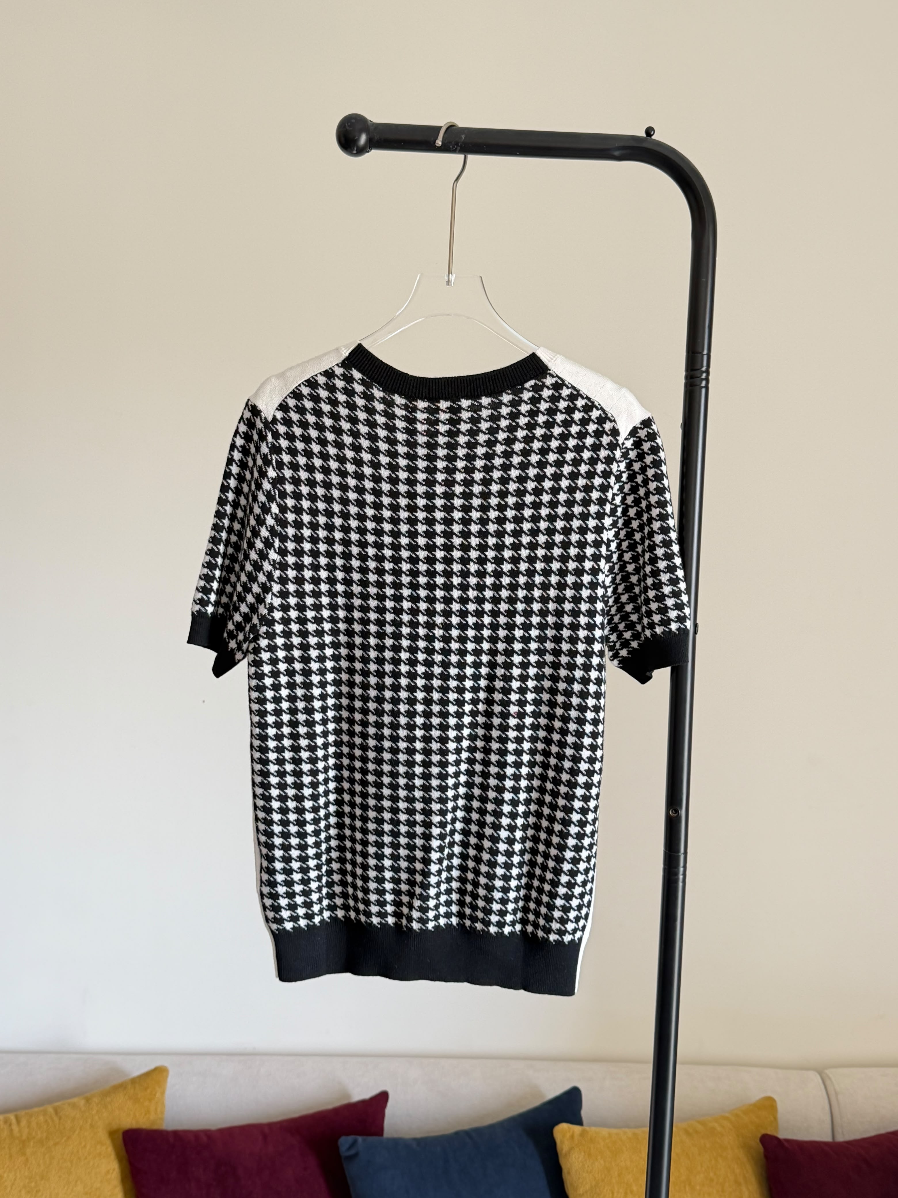 Dior Dior Médaillon Short-Sleeved Sweater Black and White