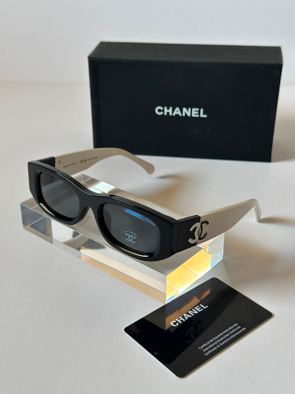 CHANEL Sunglasses: Rectangle
