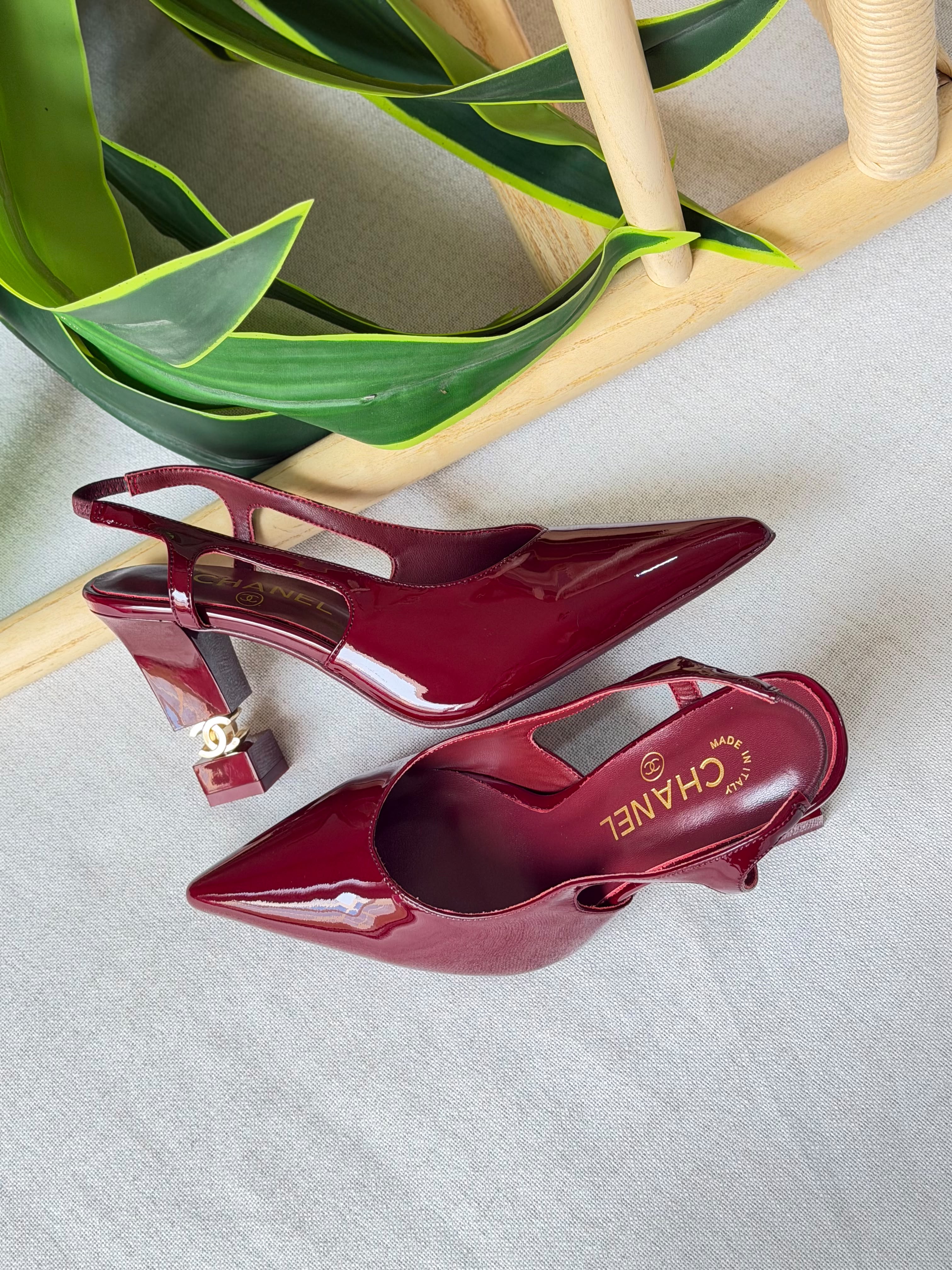 Chanel Slingbacks heeled Patent Calfskin