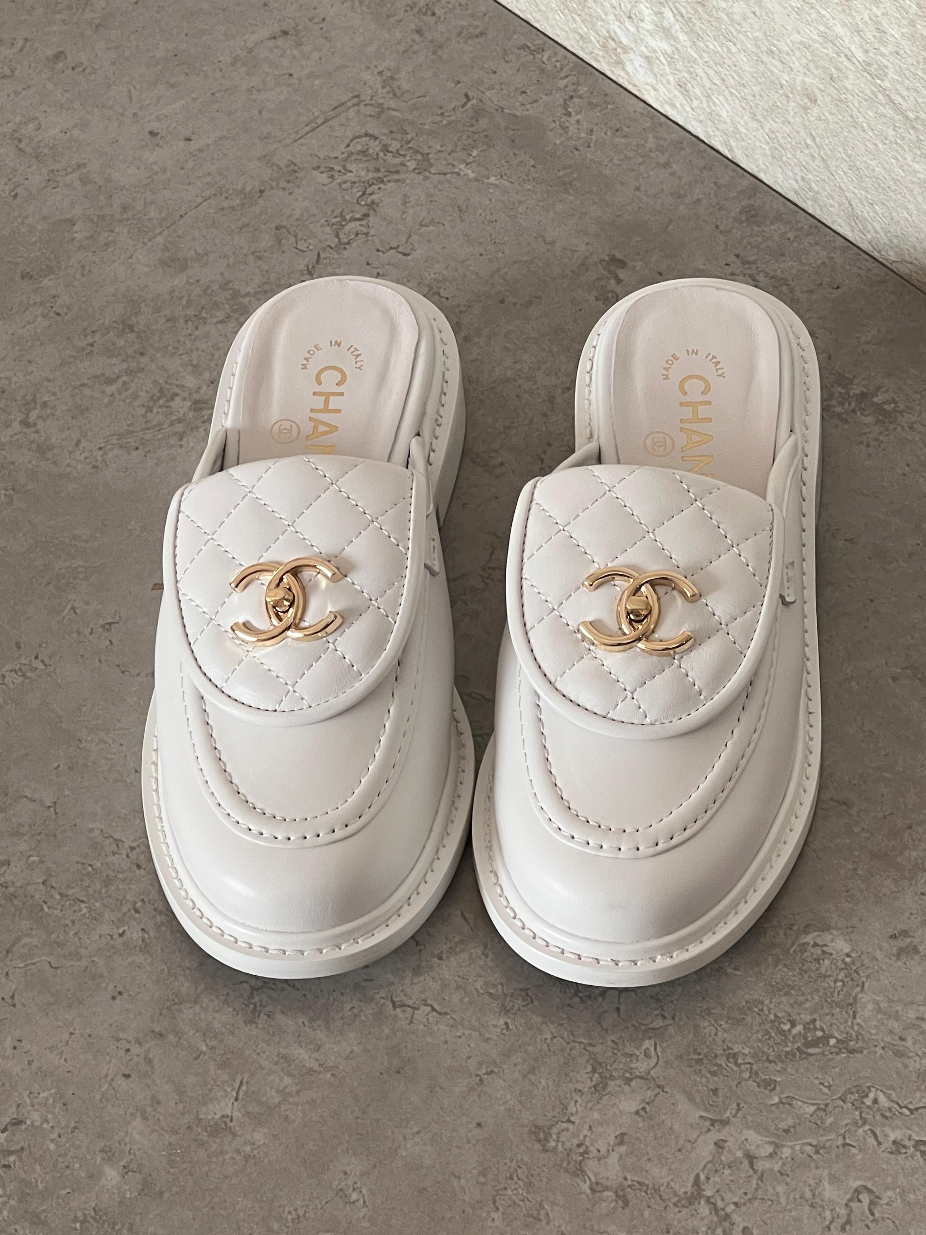 Chanel Loafers in Black Calfskin