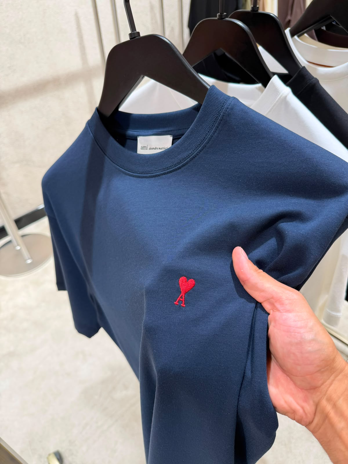 Ami de Coeur T-Shirt