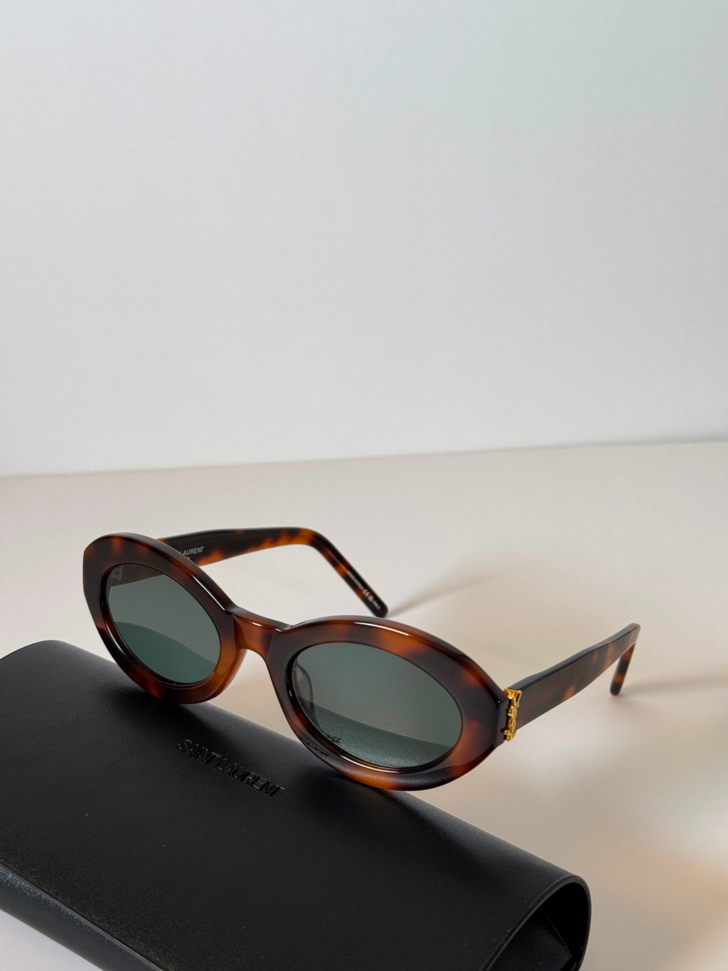 Saint Laurent SL M136