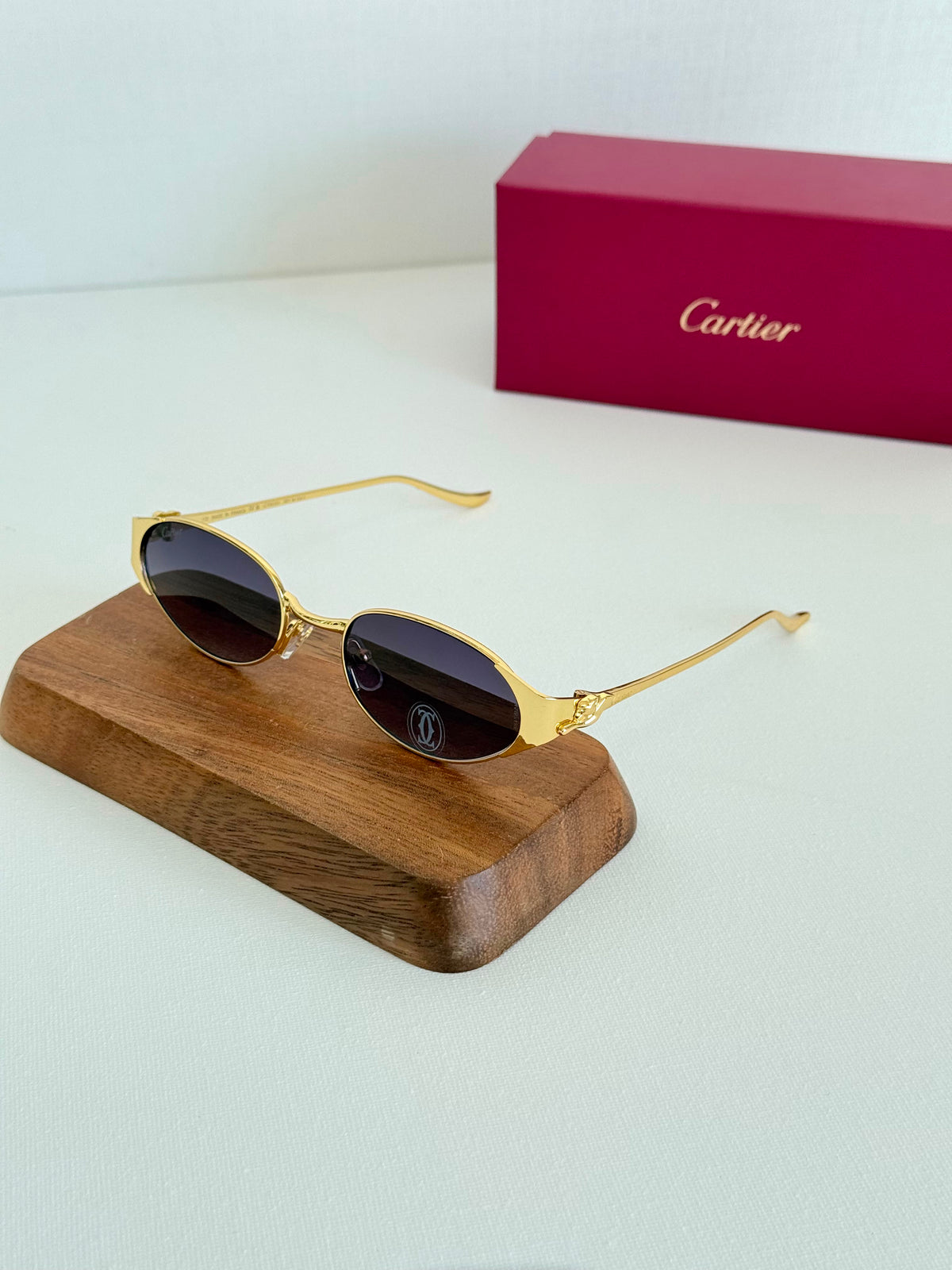 Panthère de Cartier Oval Sunglasses