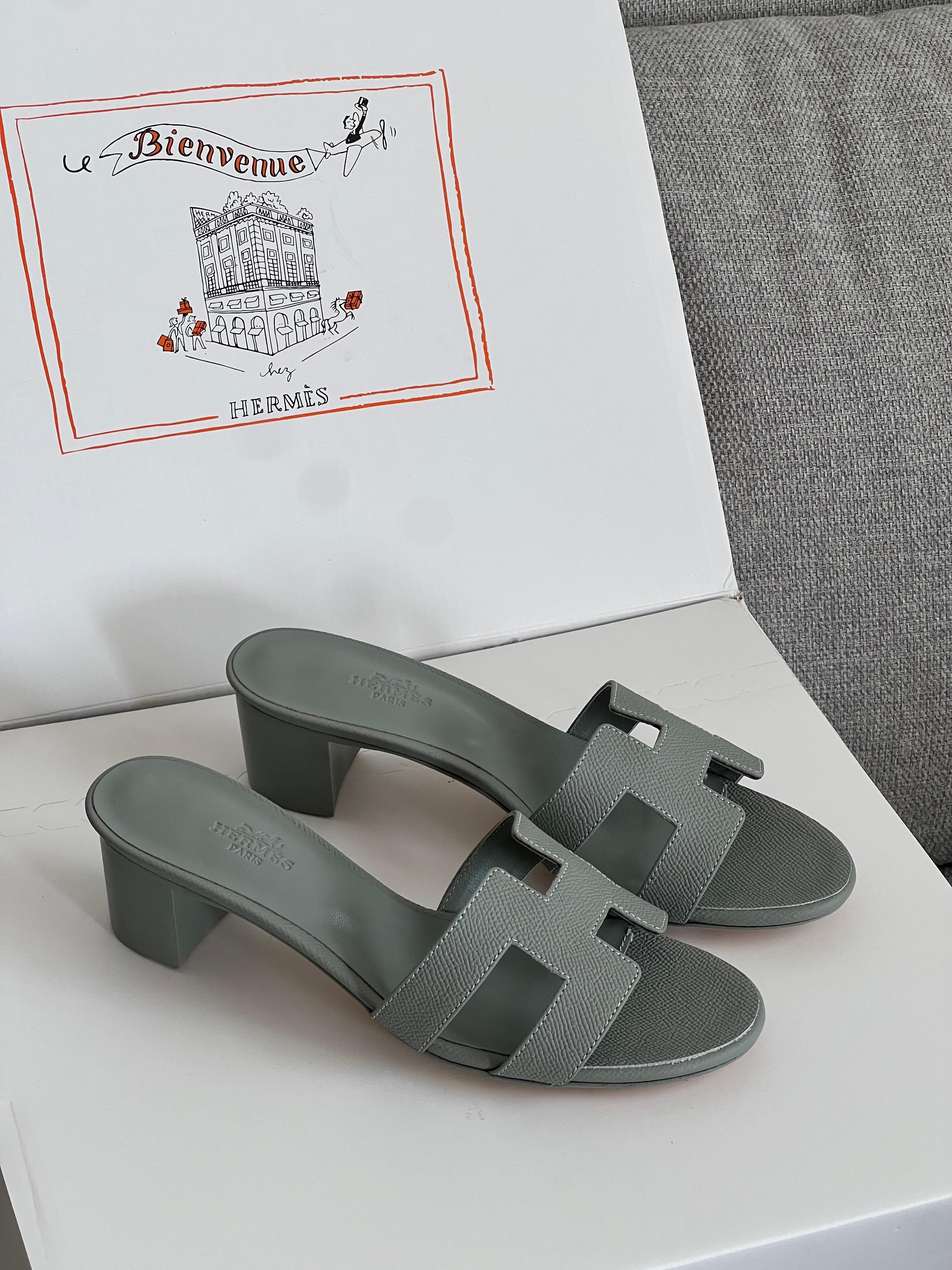 Hermes Oasis Sandal