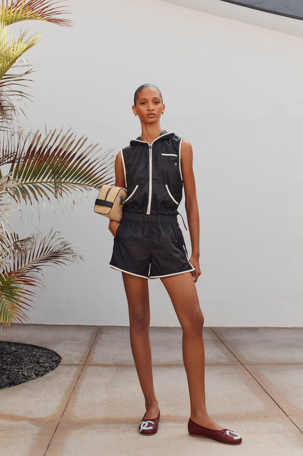 Chanel Coco Beach 2026 Mixed Fibres Look 27