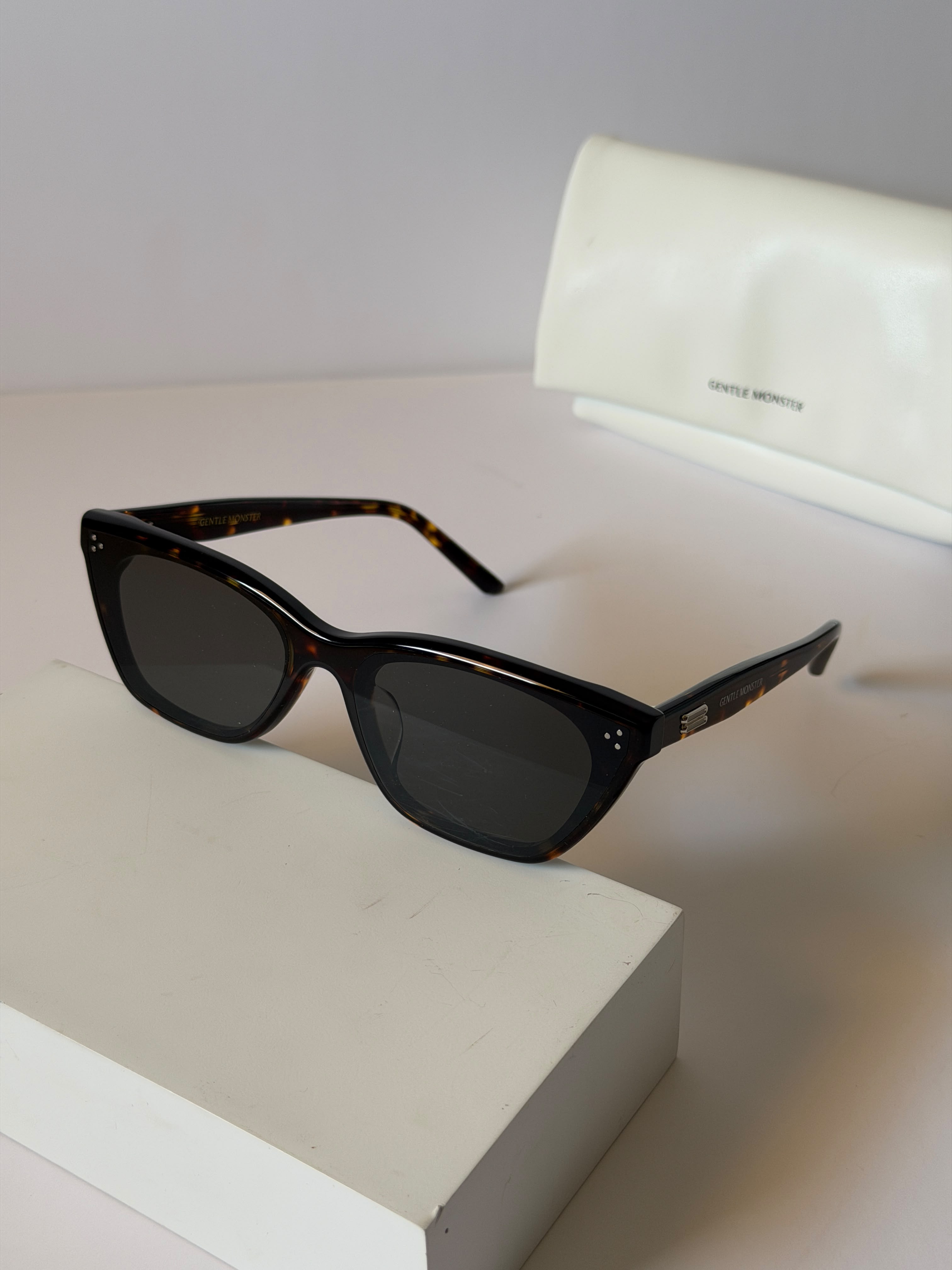 Gentle Monster Gisele Sunglasses