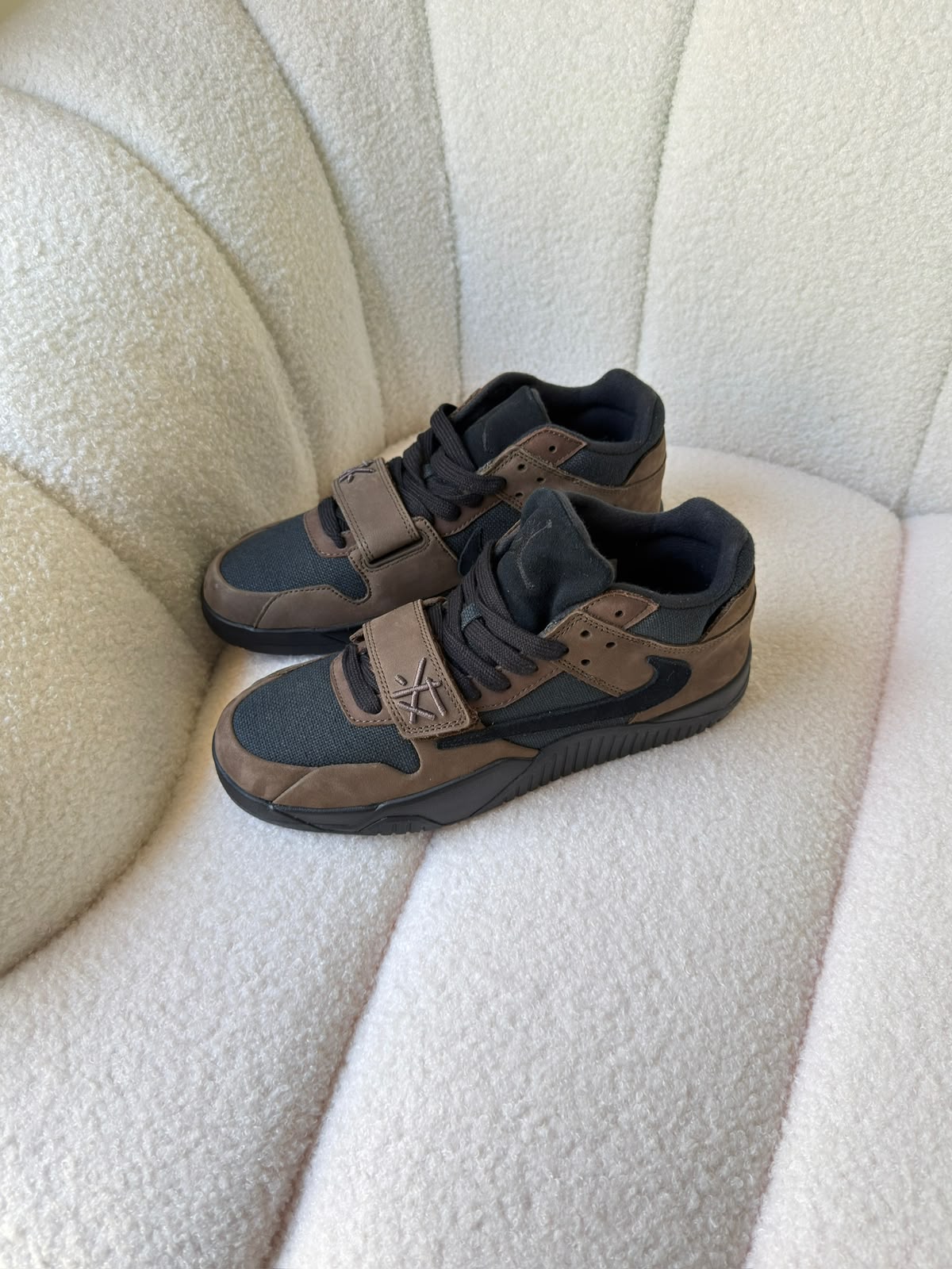 Travis Scott x Air Jordan Jumpman Jack TR "Dark Mocha