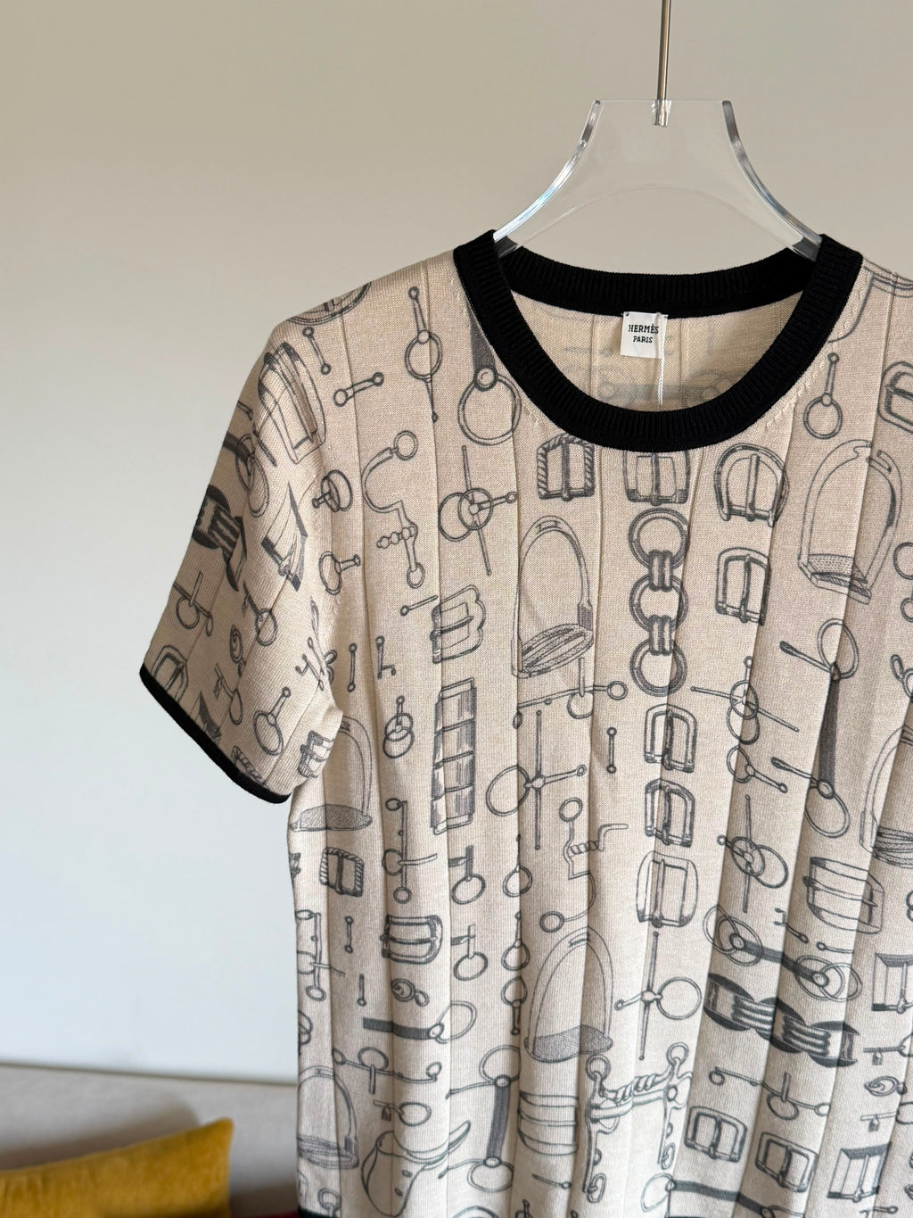 Hermes Cahier du Colporteur Short-Sleeve Sweater