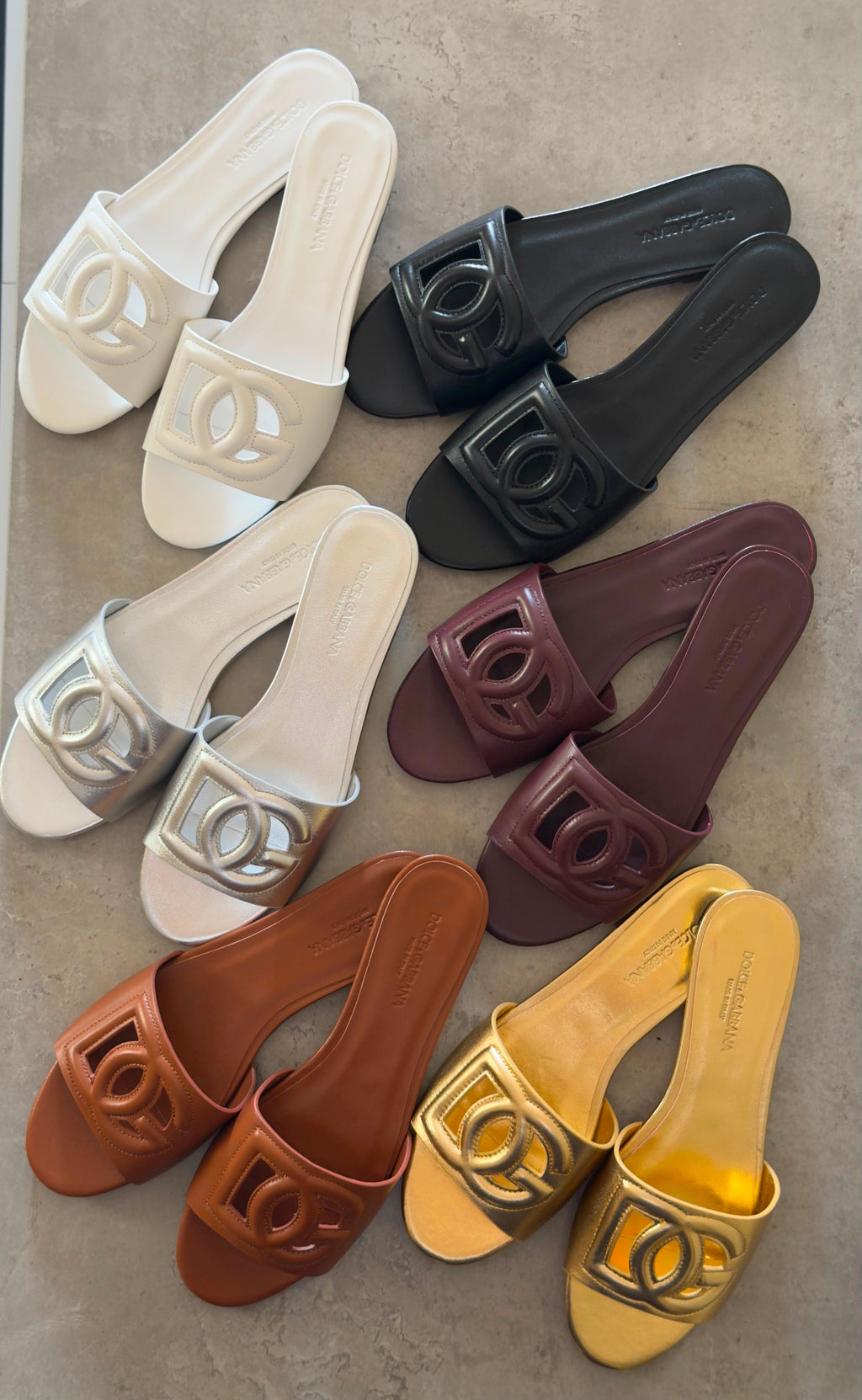 Dolce & Gabbana DG Logo Flat Sandals