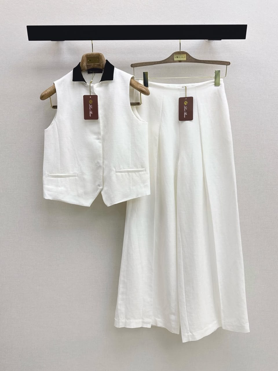 Loro Piana White Linen two-piece Set