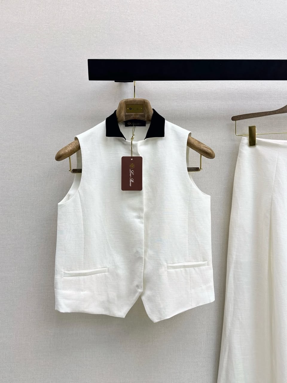Loro Piana White Linen two-piece Set