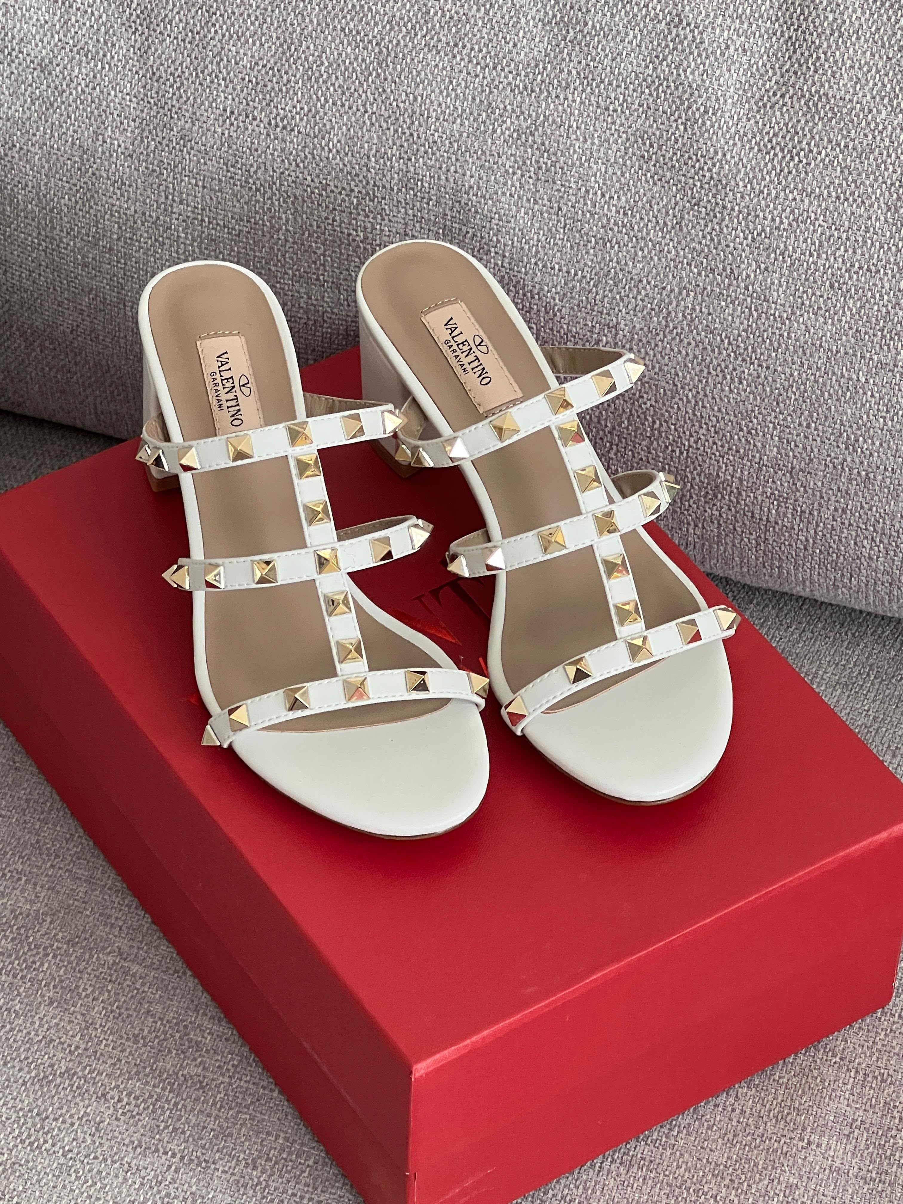 Valentino Garavani Rockstud Sandals
