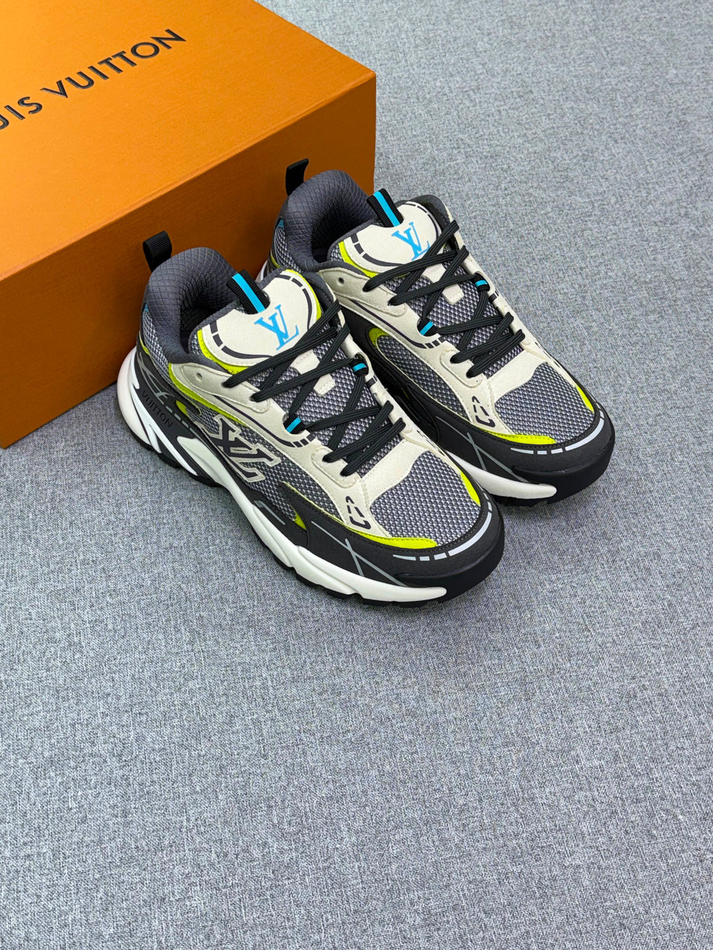 Louis Vuitton LV Tatic Runner Sneaker