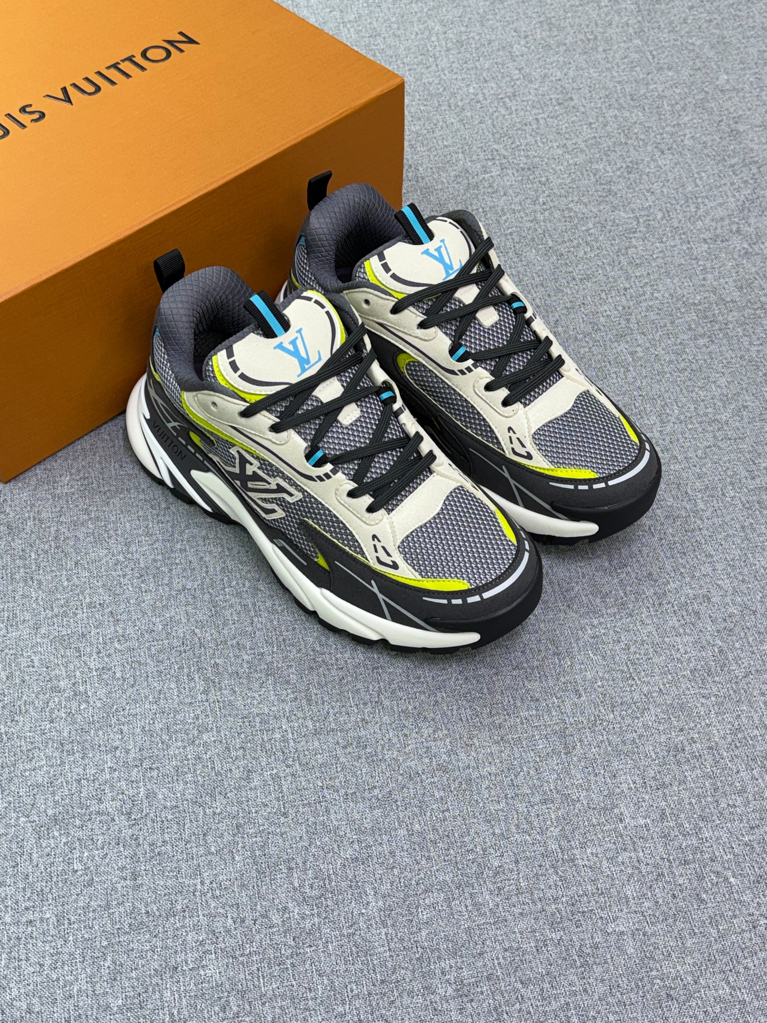 Louis Vuitton LV Tatic Runner Sneaker