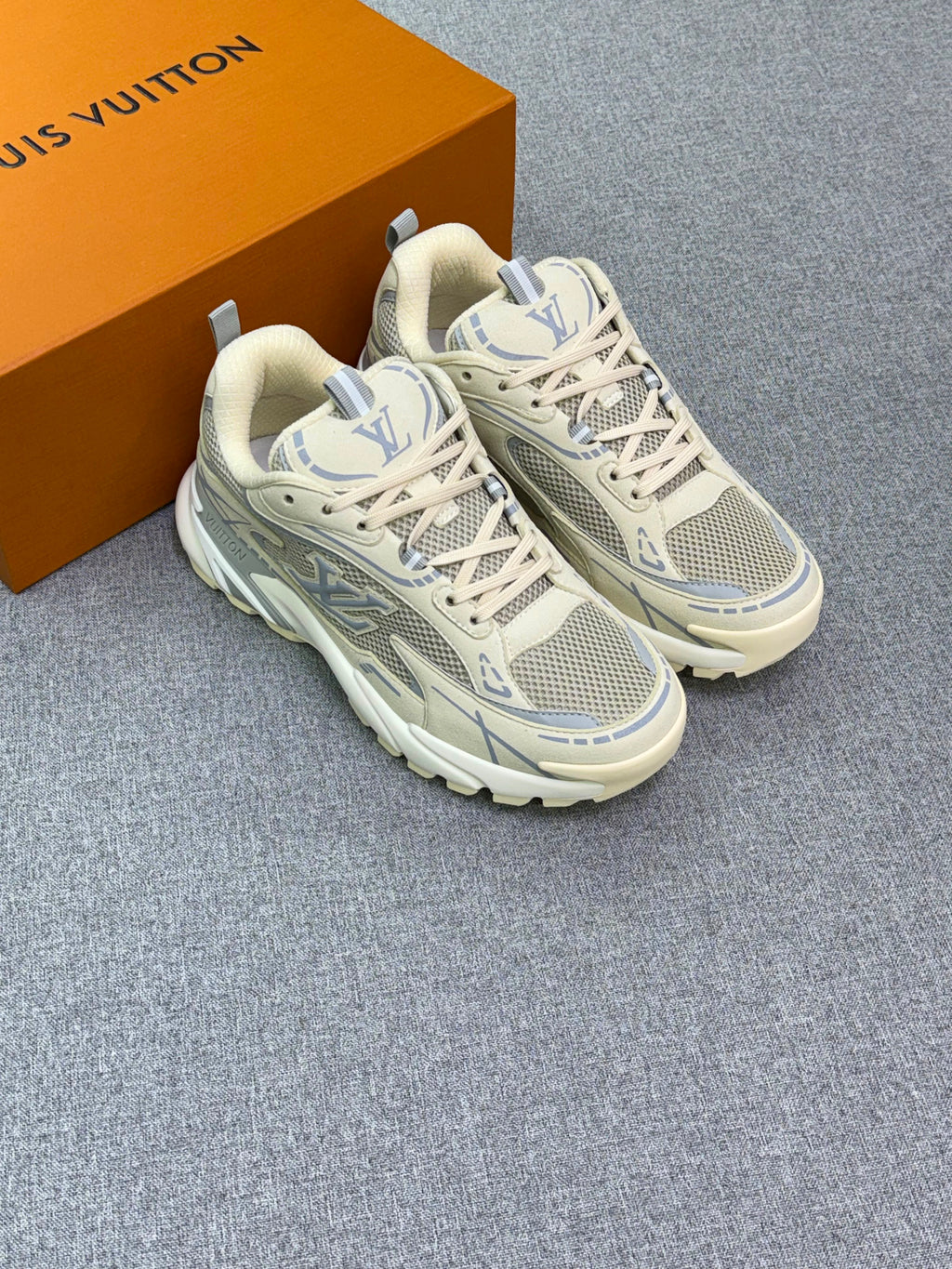 Louis Vuitton LV Tatic Runner Sneaker