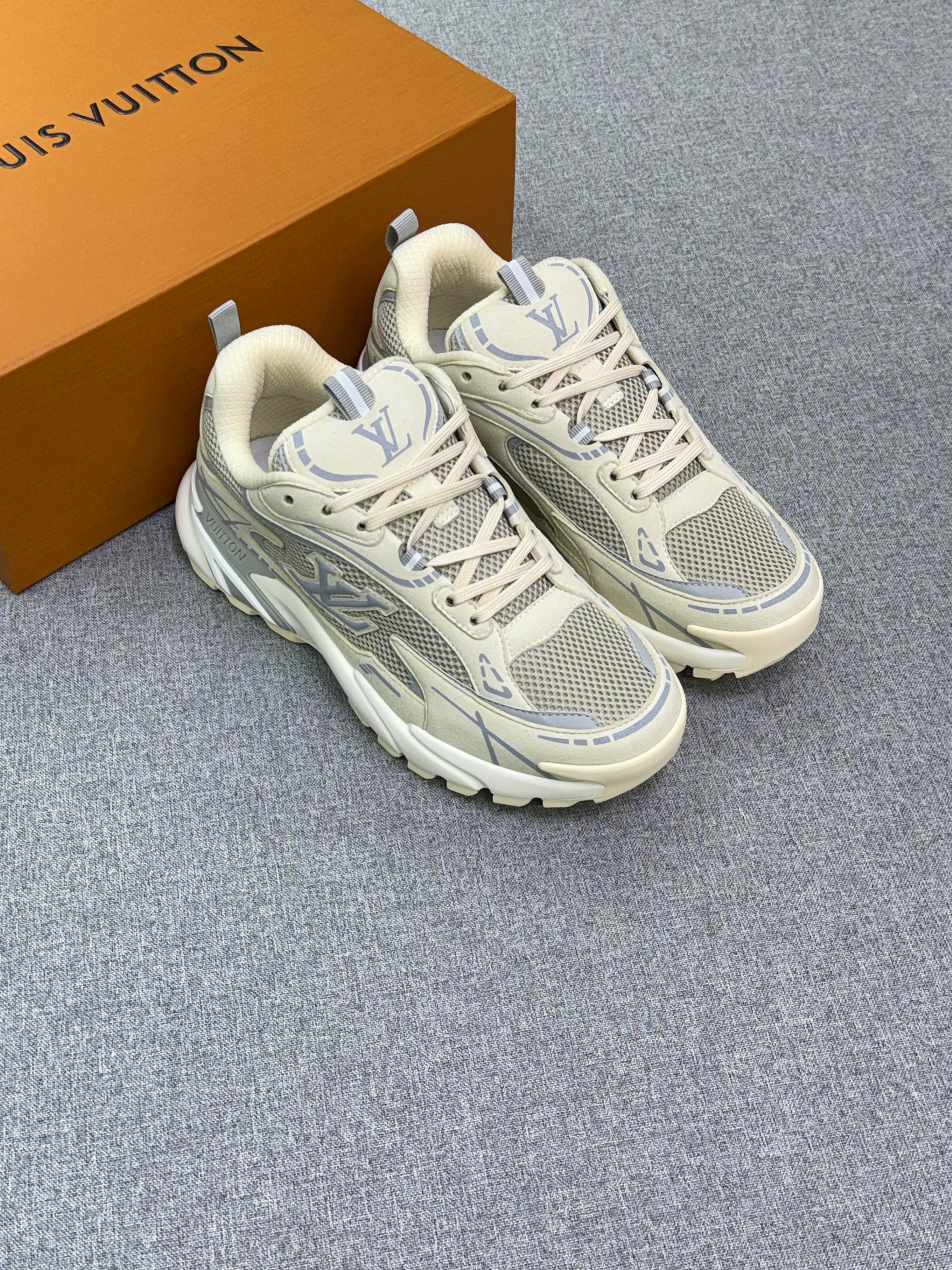 Louis Vuitton LV Tatic Runner Sneaker