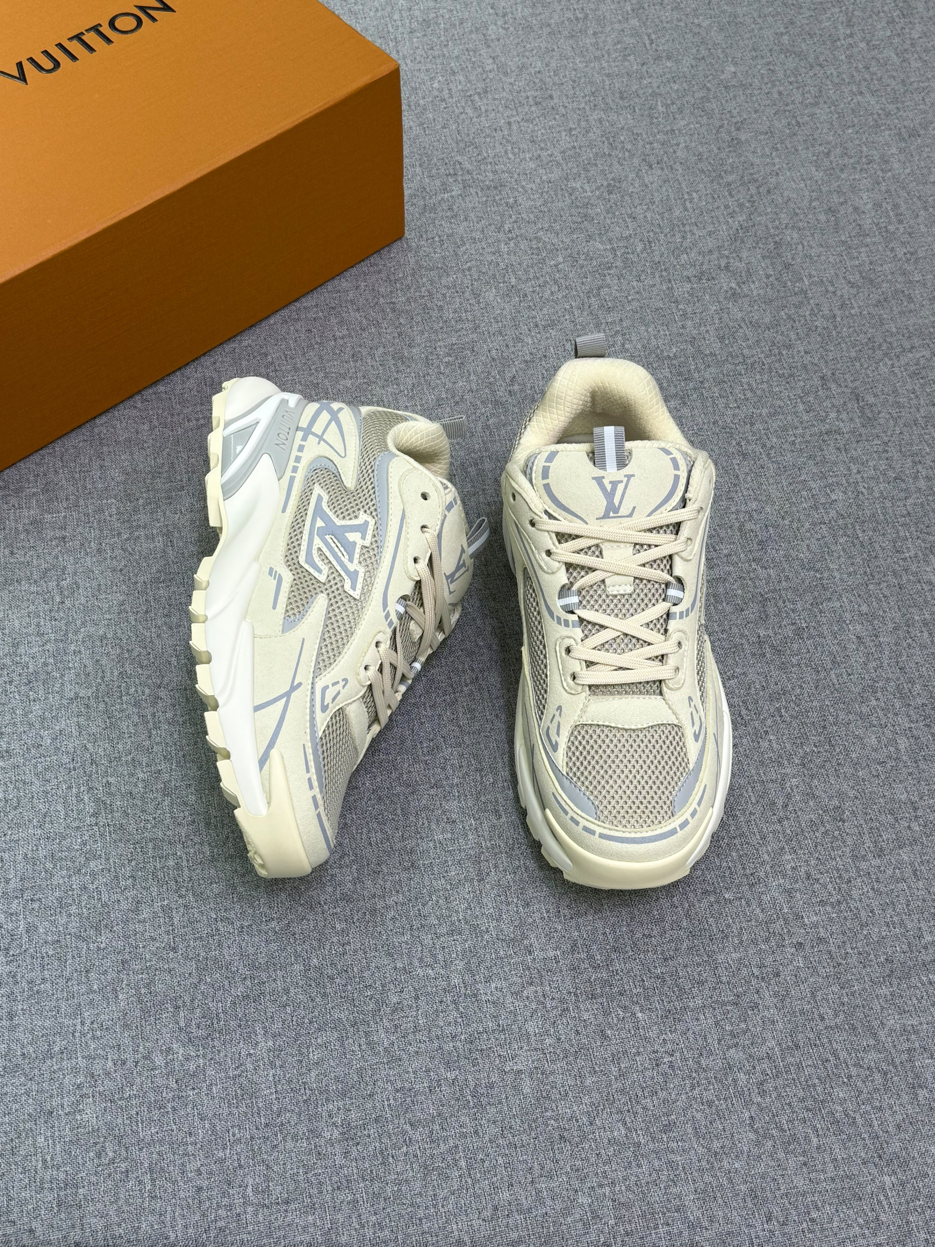 Louis Vuitton LV Tatic Runner Sneaker