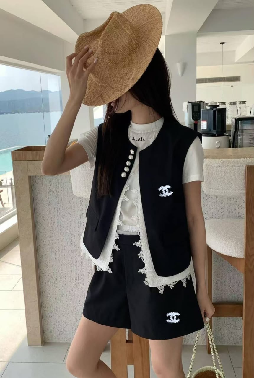 Chanel Black Sleeveless Vest with Pearl Set