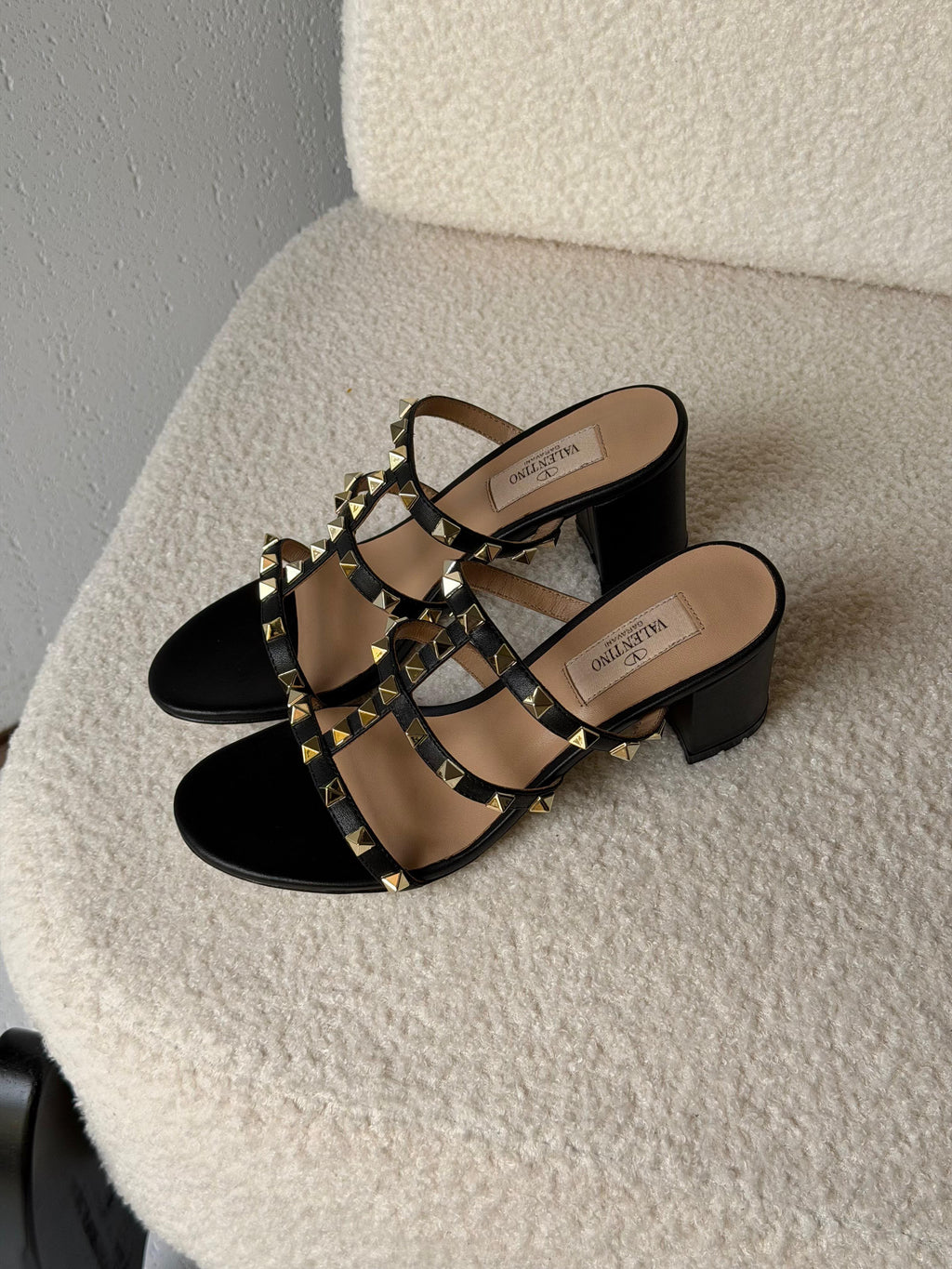 Valentino Garavani Rockstud Calfskin Leather Sandals