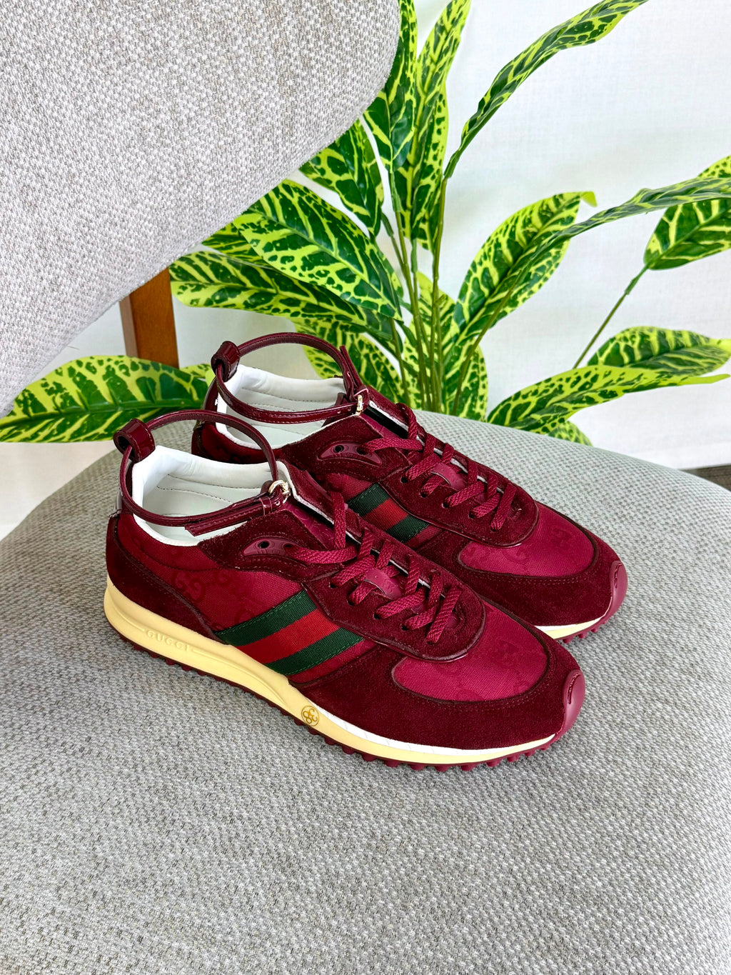 Gucci Re-Motion Sneakers