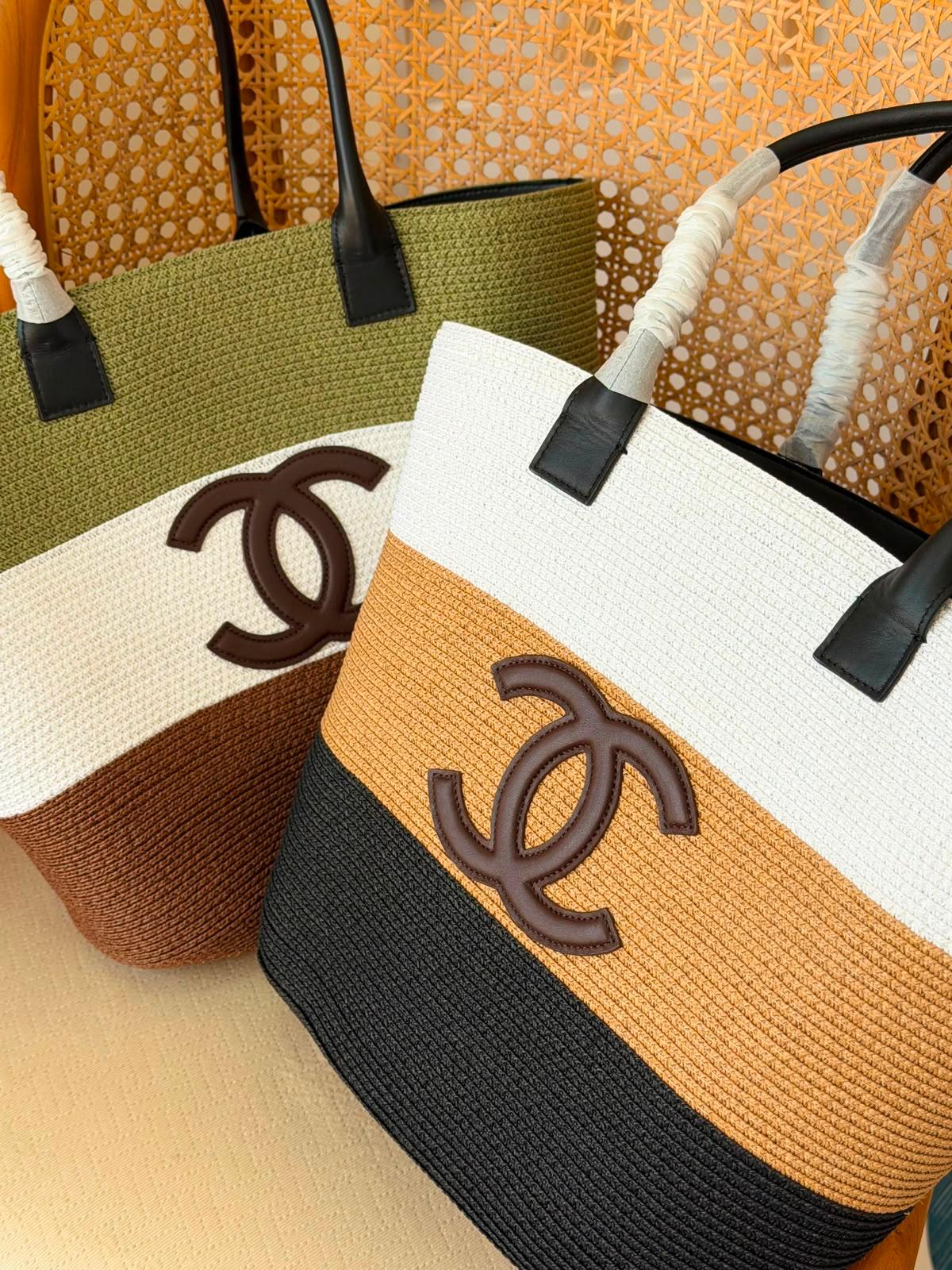 Chanel Coco Beach 2026 Maxi Shopping Bag